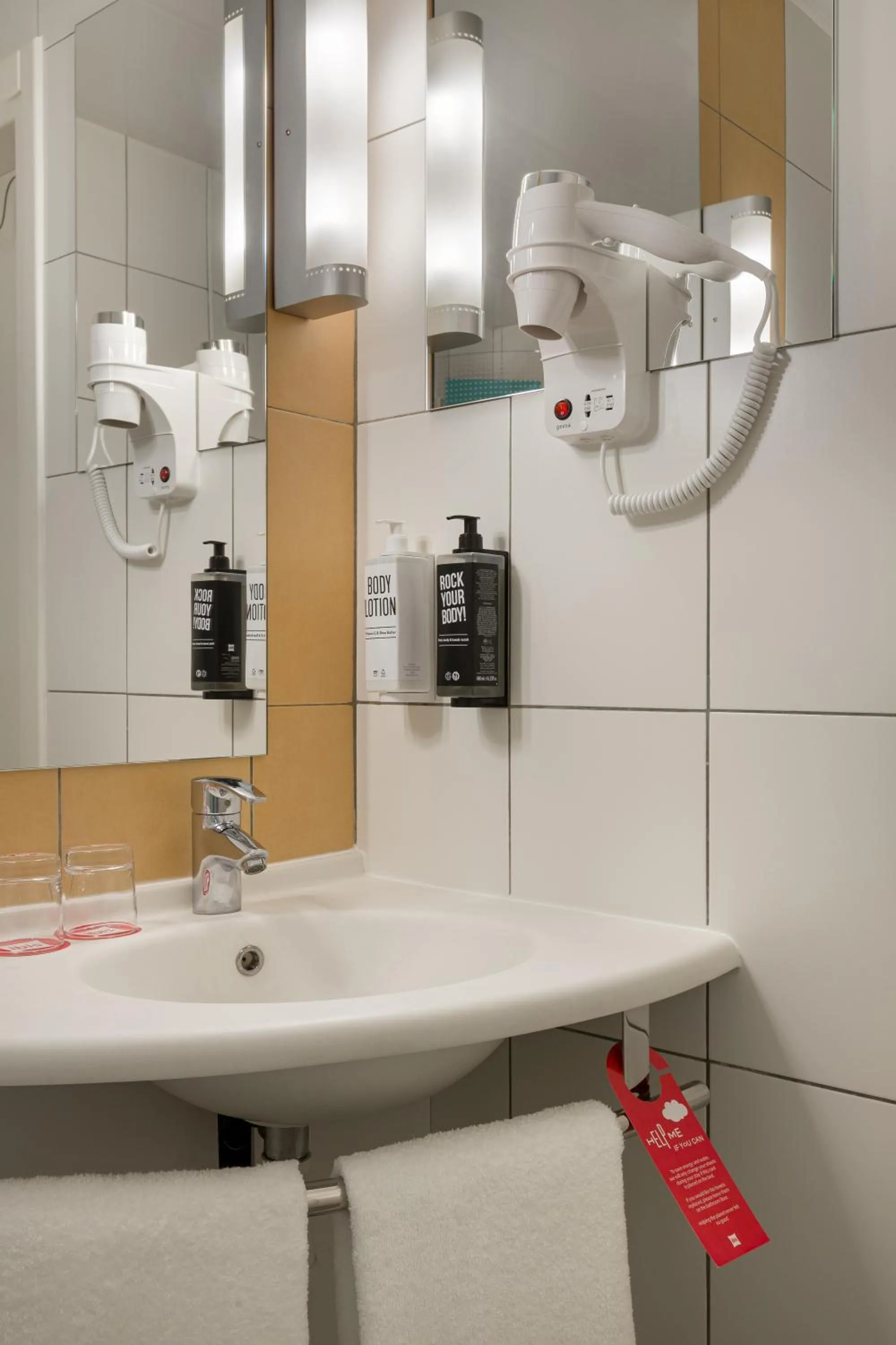 Bathroom in ibis Kyiv City Center