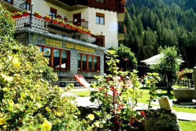 Summer in Hotel Le Campagnol