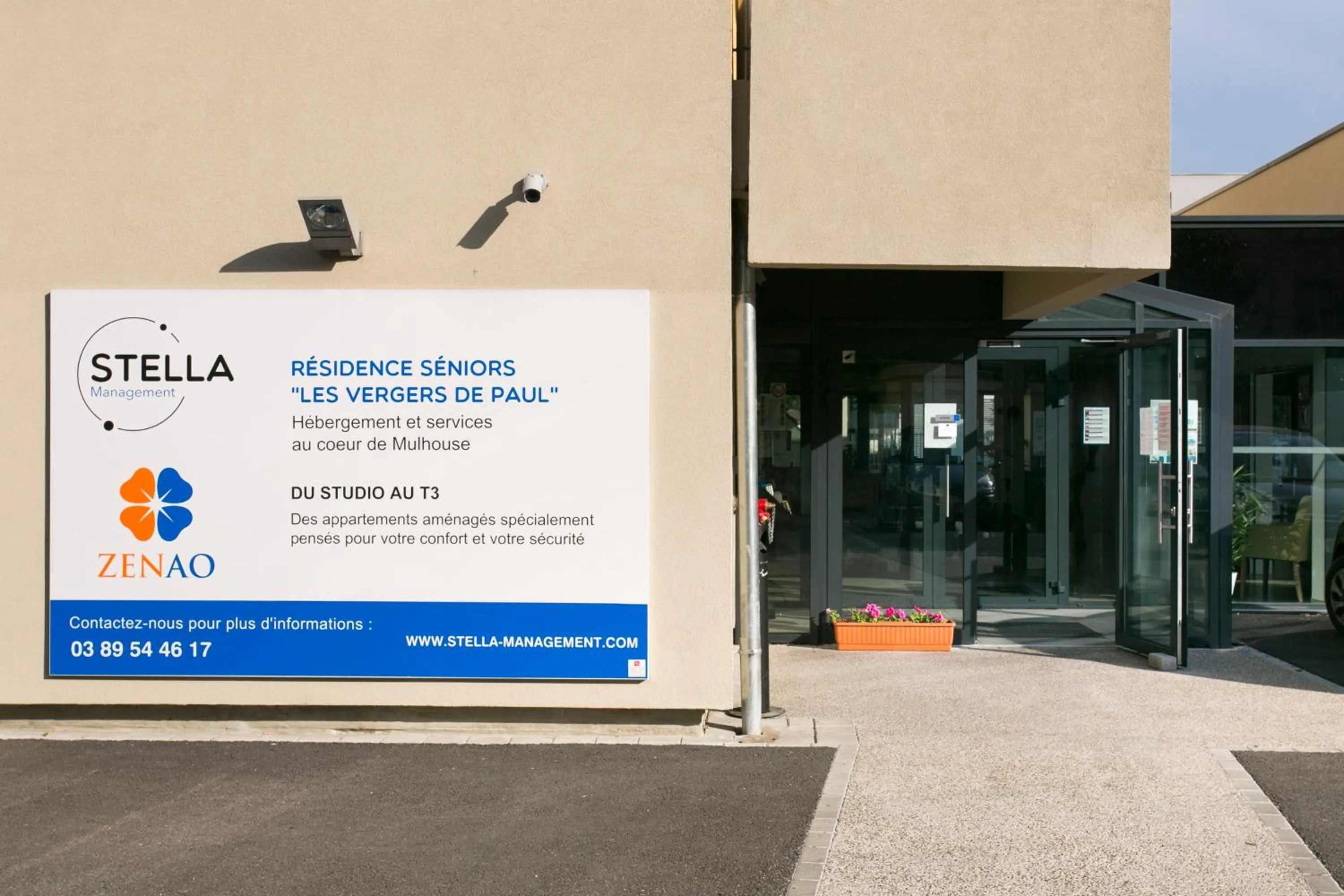 Facade/entrance in Zenao Appart'hôtels Mulhouse