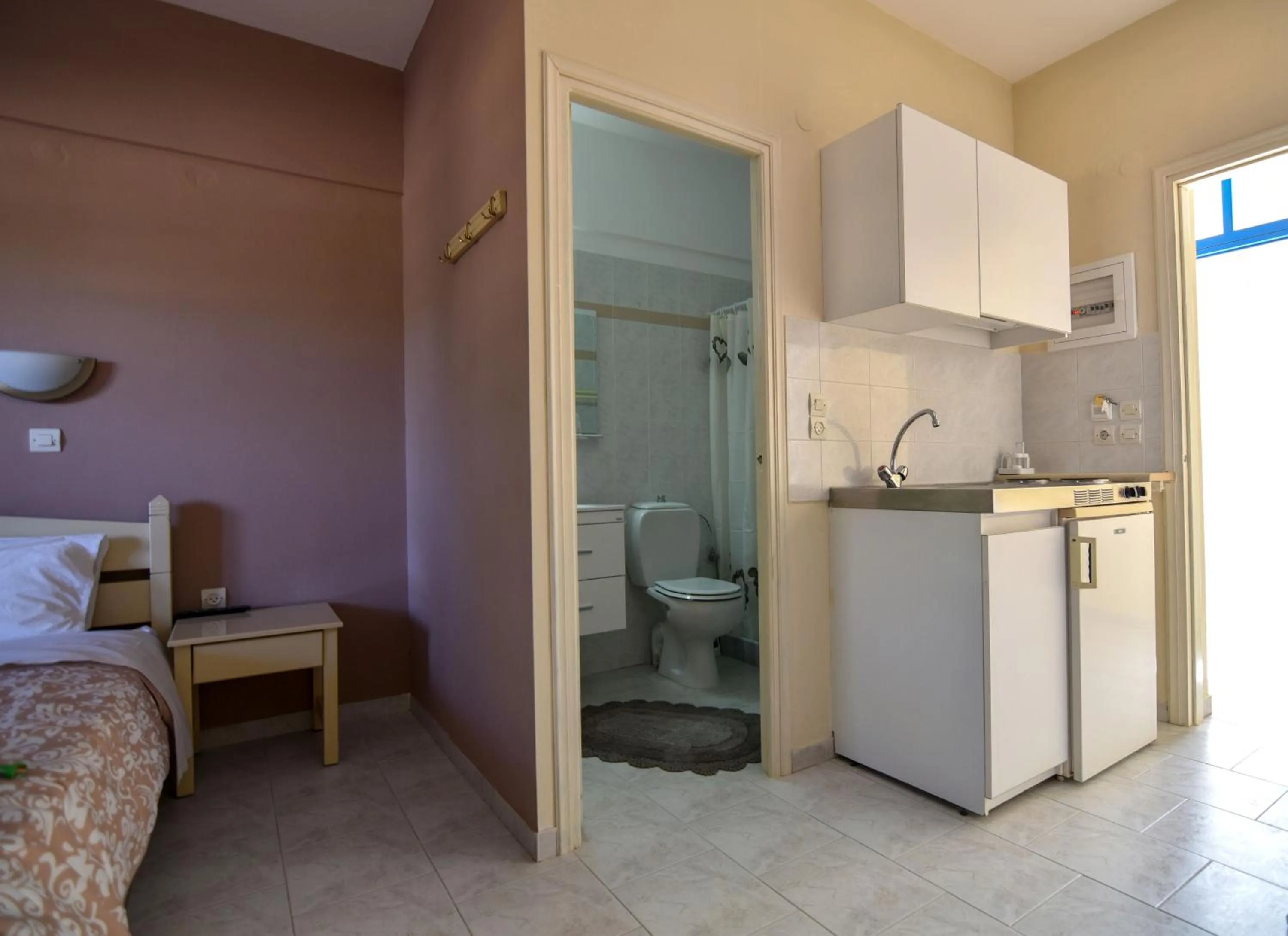 Vardes Hotel Studios