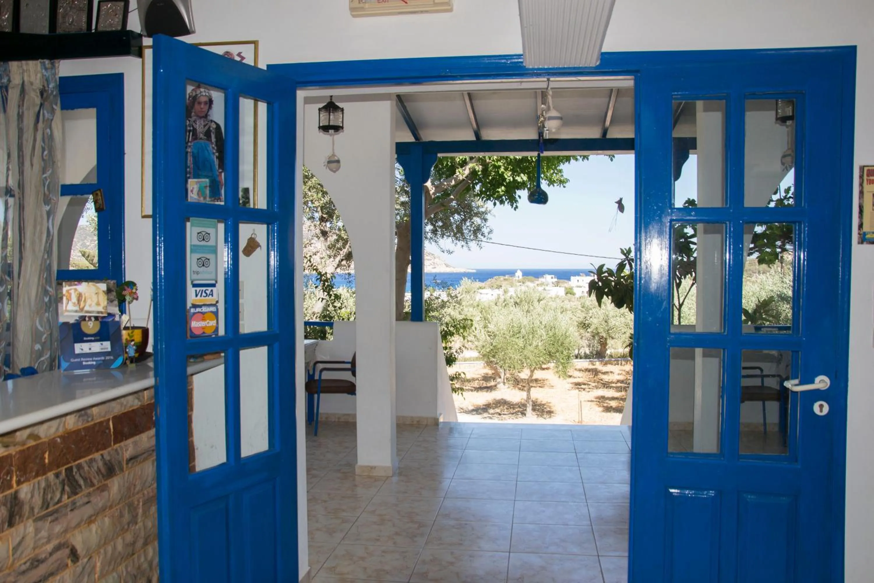 Vardes Hotel Studios