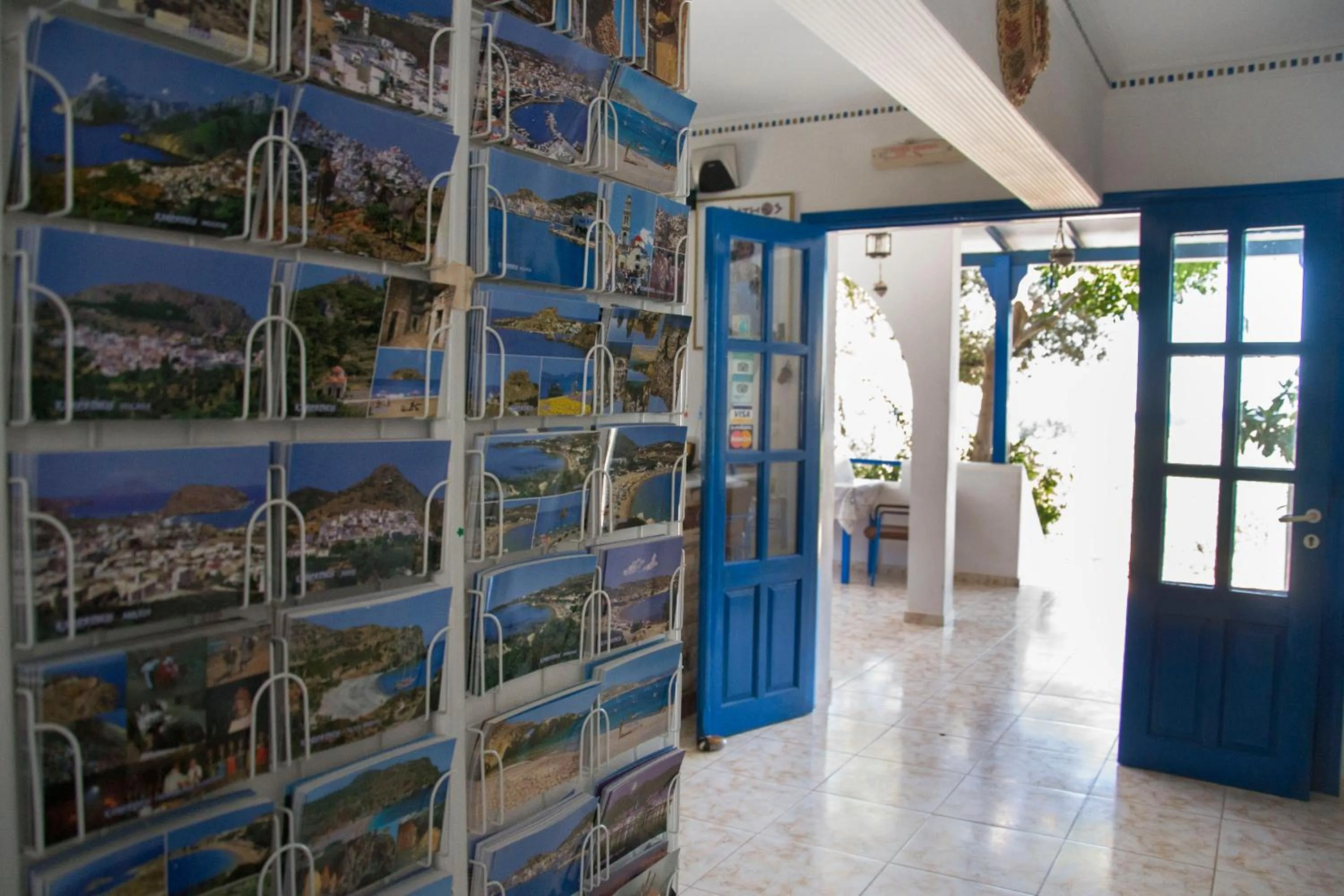 Vardes Hotel Studios