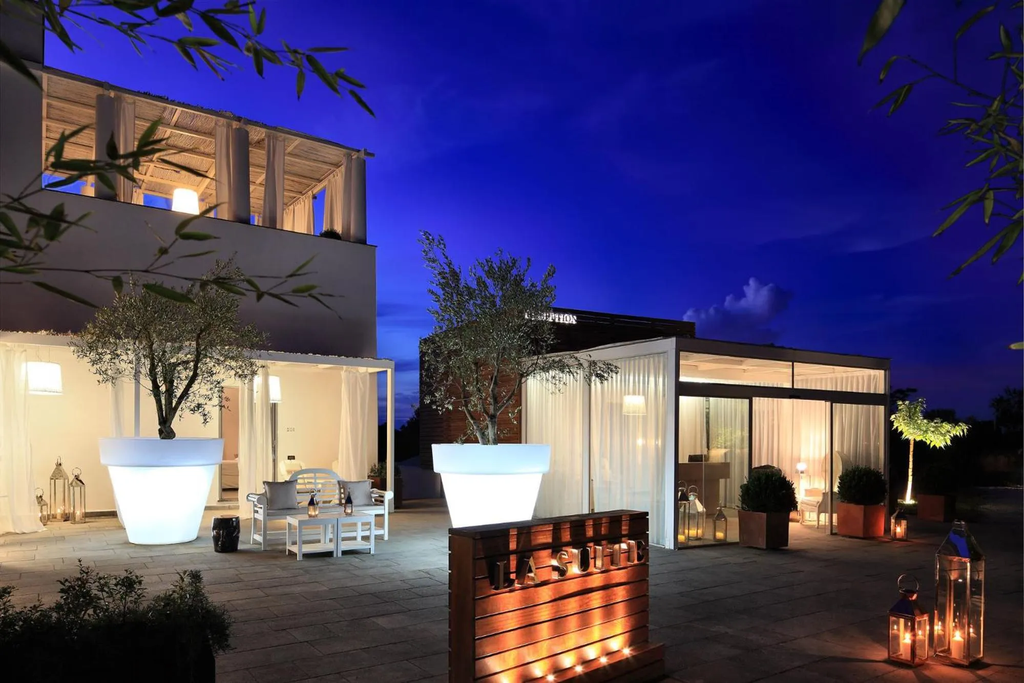 Facade/entrance in La Suite Boutique Hotel