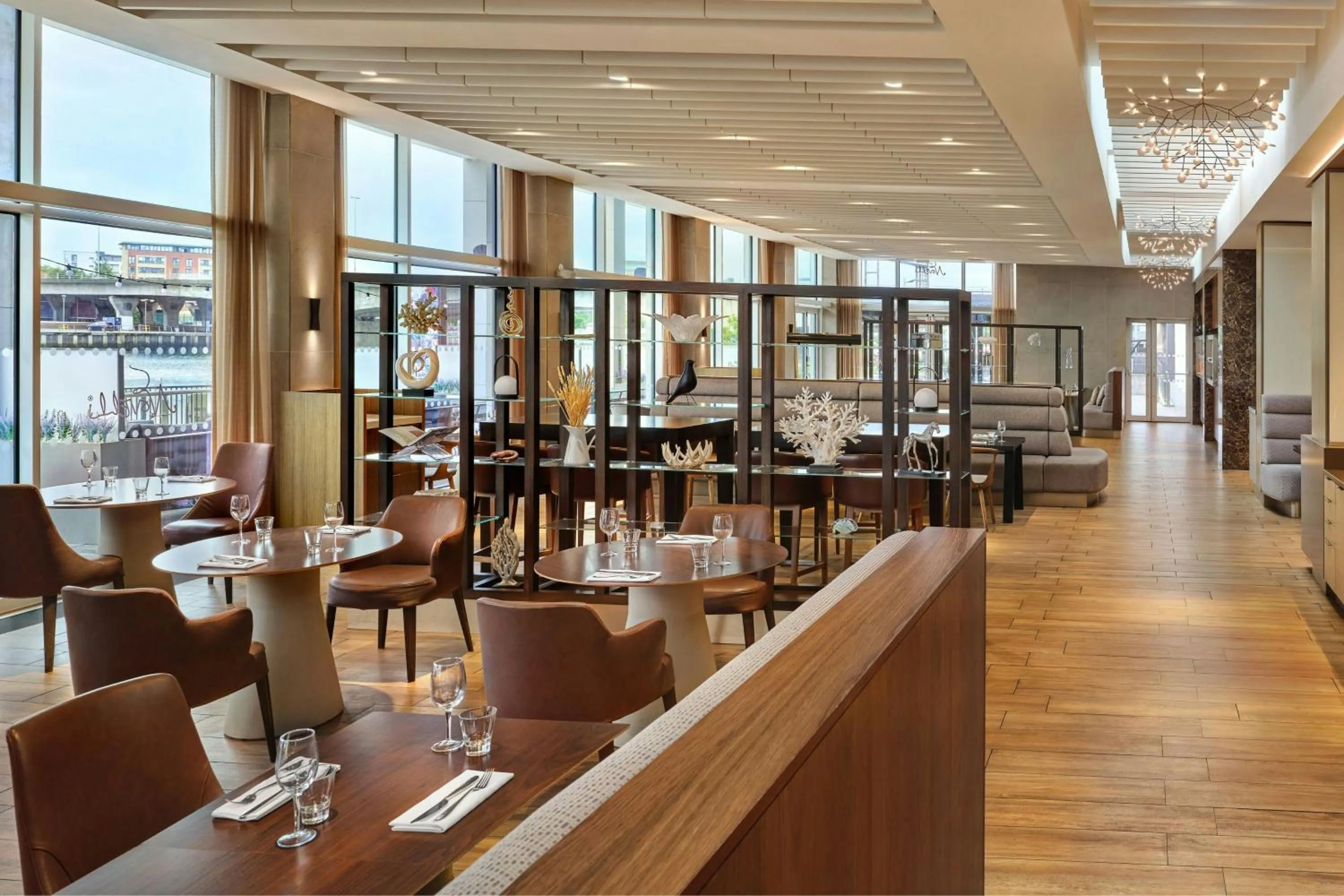 Restaurant/places to eat in AC Hotel by Marriott Belfast