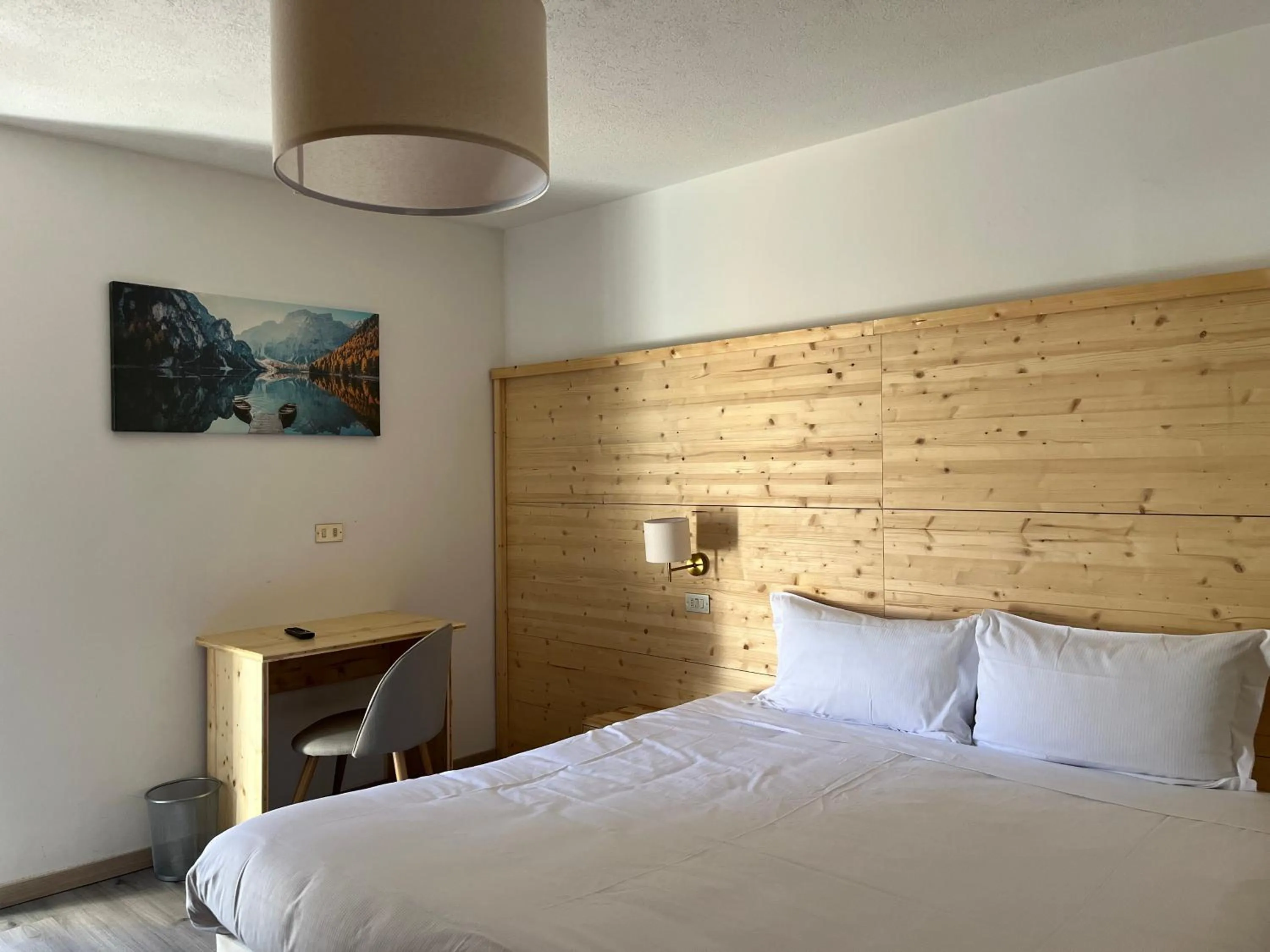 Bed in Hotel Rododendro Val di Fassa