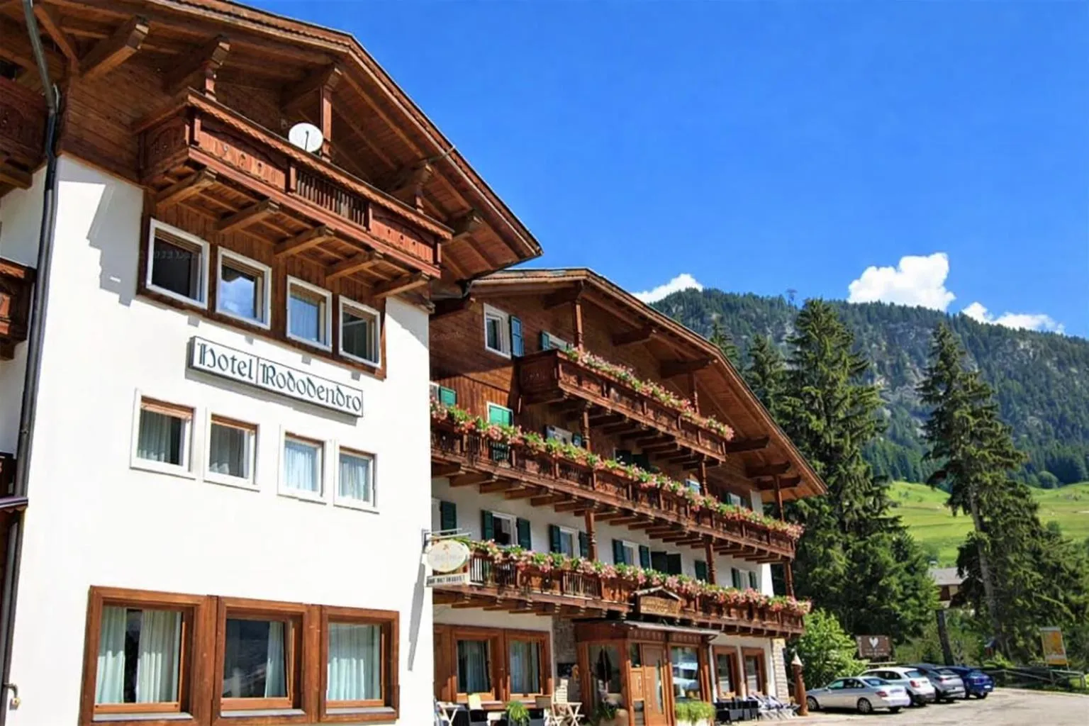 Property building in Hotel Rododendro Val di Fassa