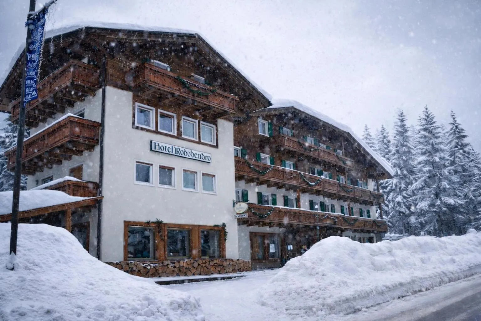 Property building in Hotel Rododendro Val di Fassa