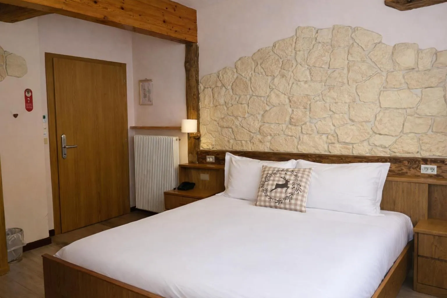 Bed in Hotel Rododendro Val di Fassa