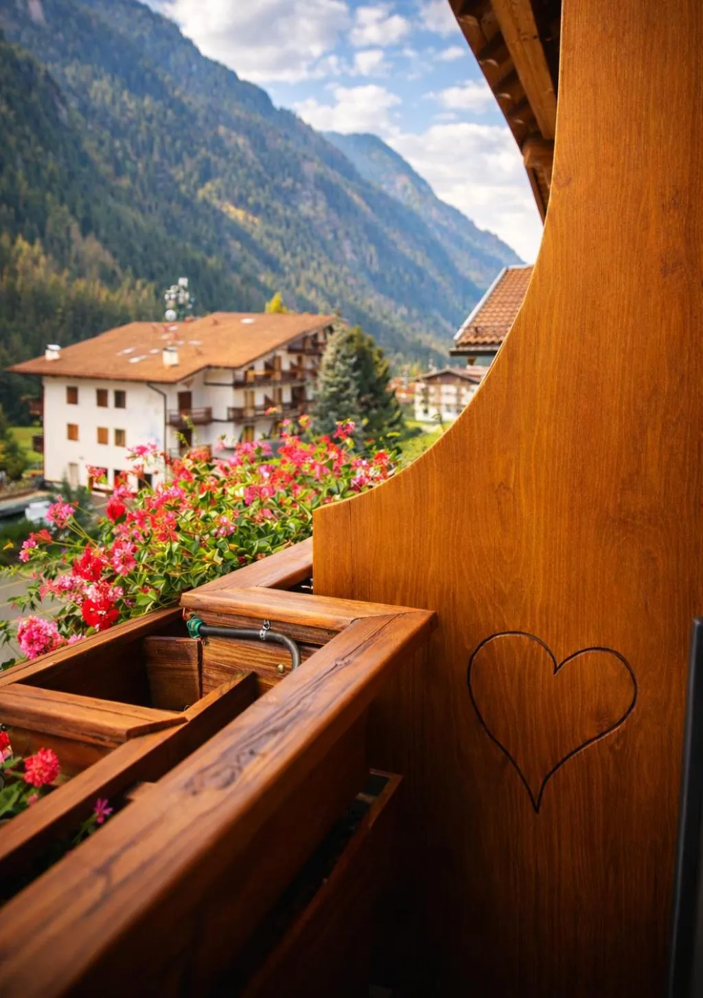 Spring in Hotel Rododendro Val di Fassa