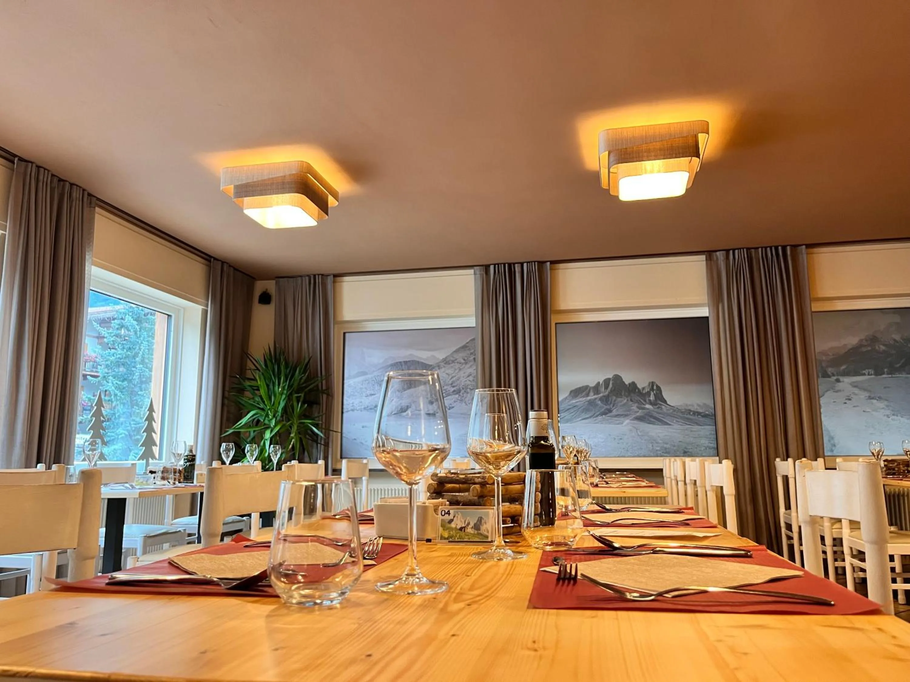 Restaurant/places to eat in Hotel Rododendro Val di Fassa