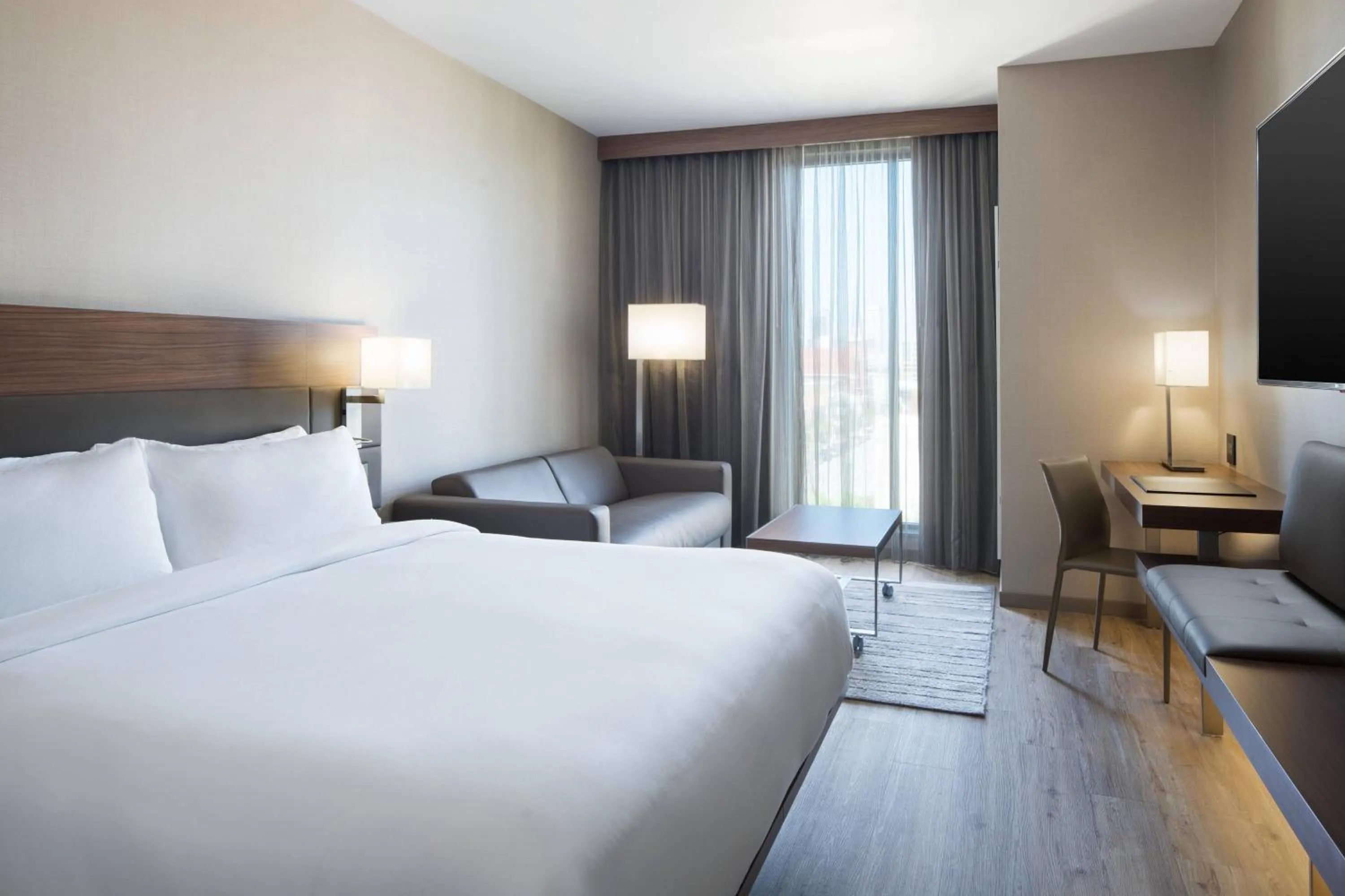 Photo of the whole room, Bed in AC Hotel by Marriott Louisville Downtown