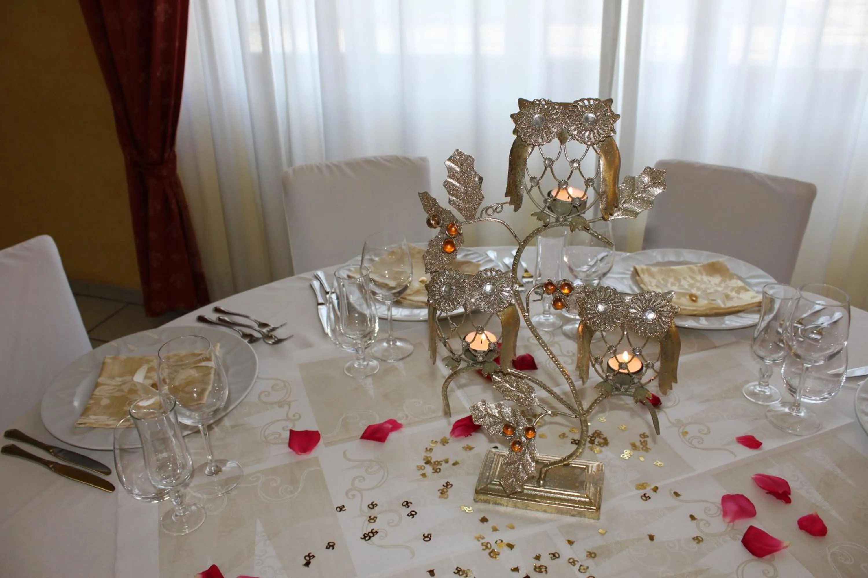 Lounge or bar in Hotel Aquila