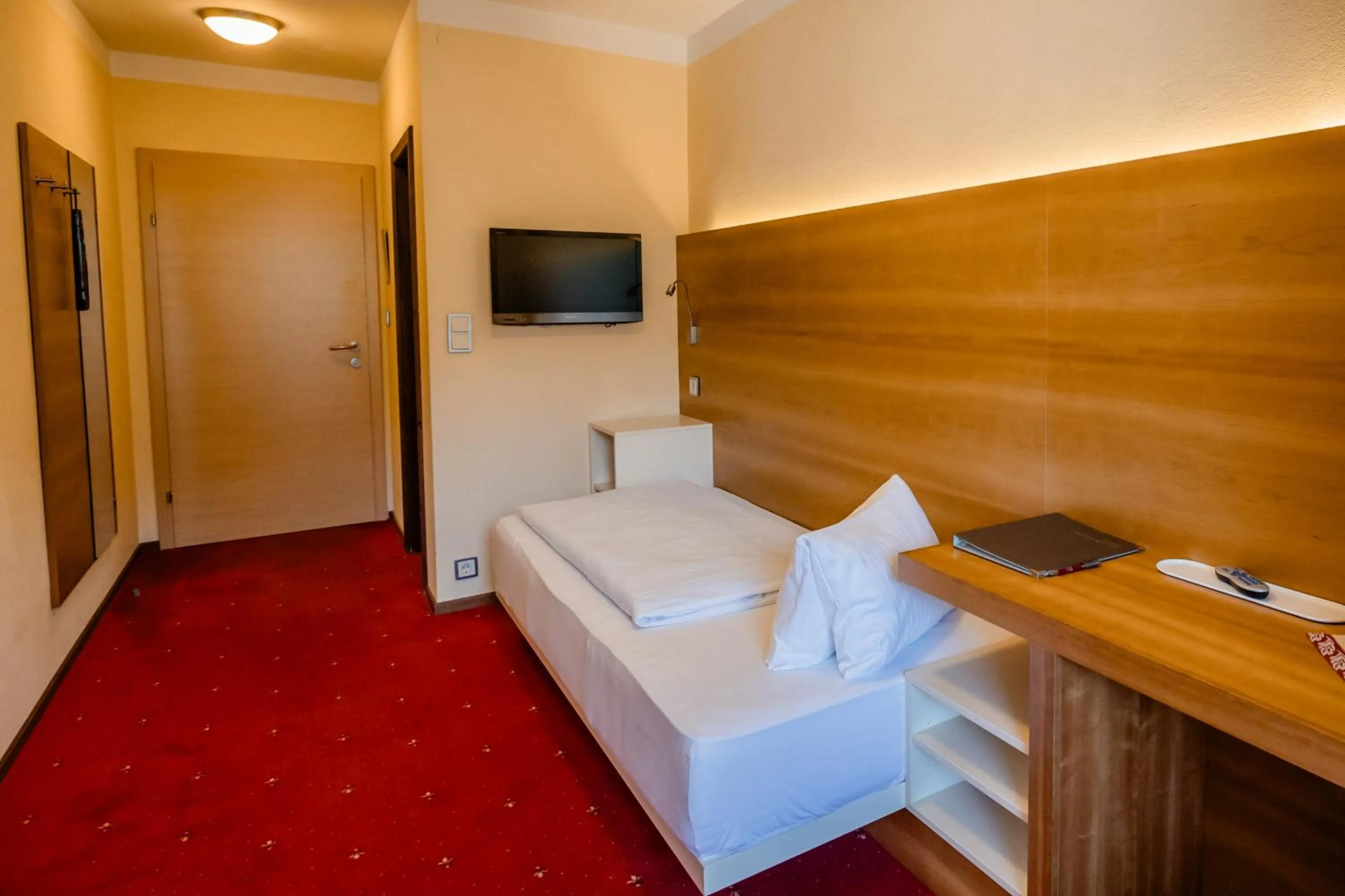 Bedroom, Bed in Gasthof Zinkenbachmühle