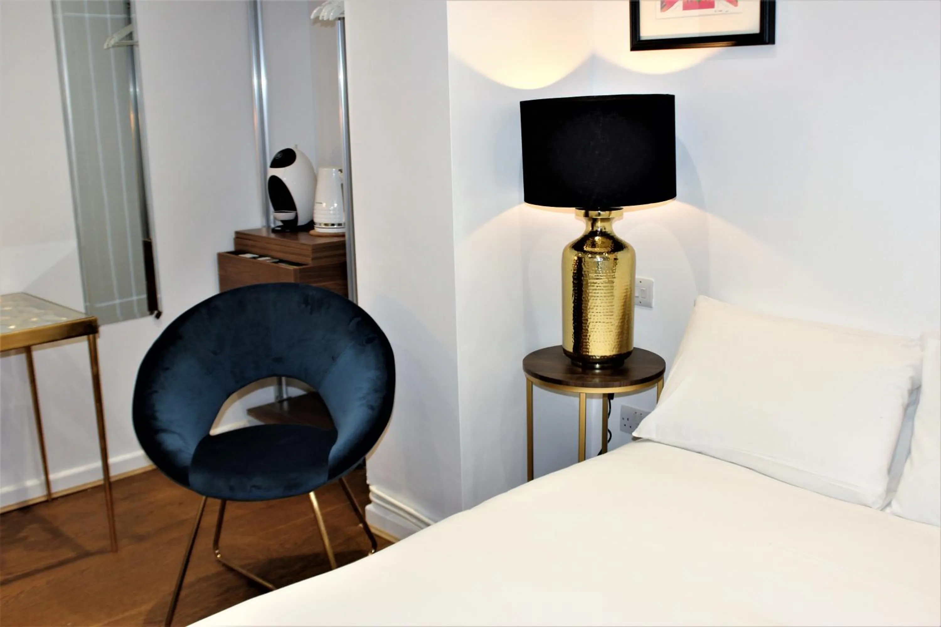 Bed in RIOSHOUSE George-Inn