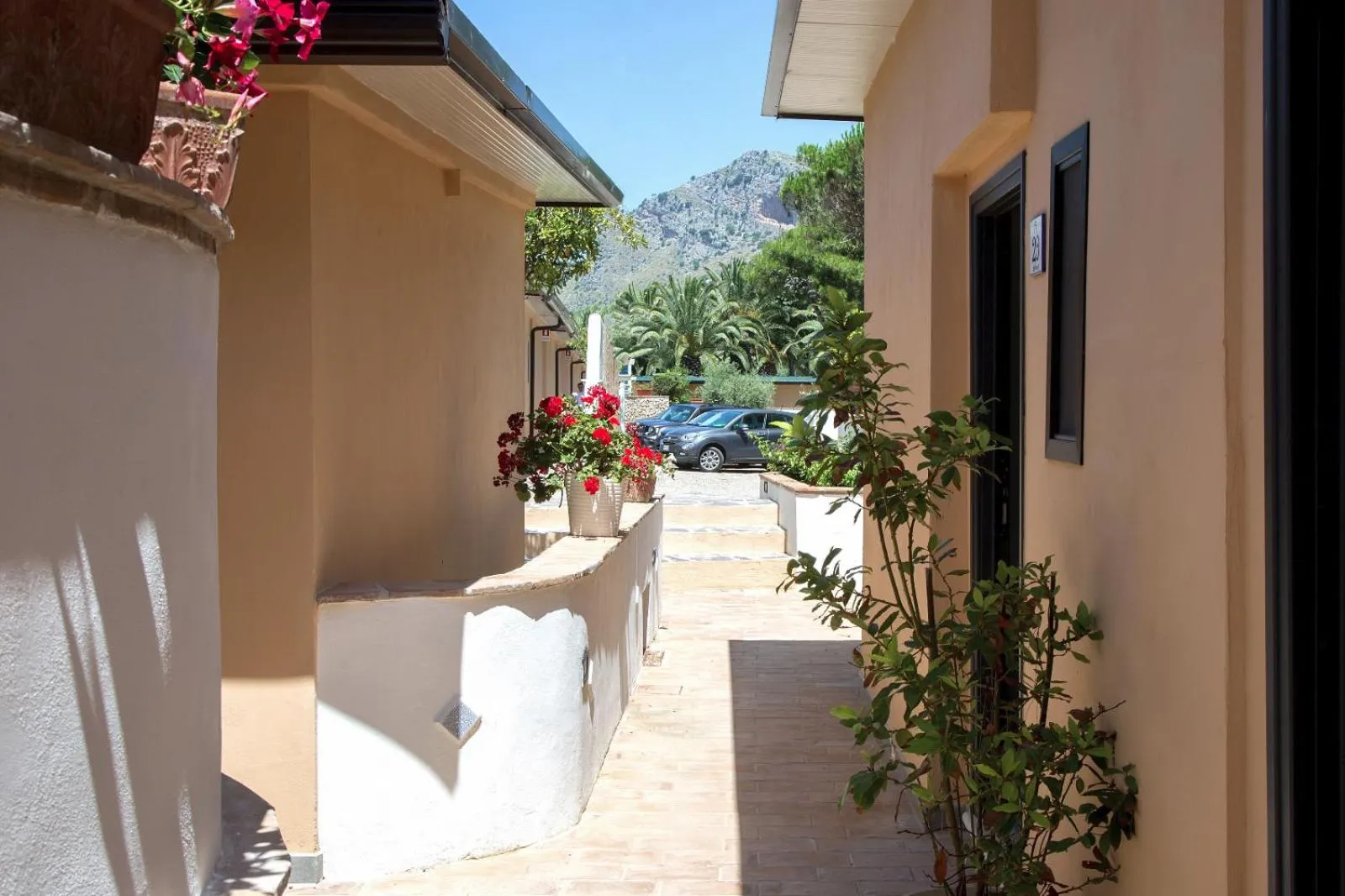 Torre San Vito Beach Hotel 3s