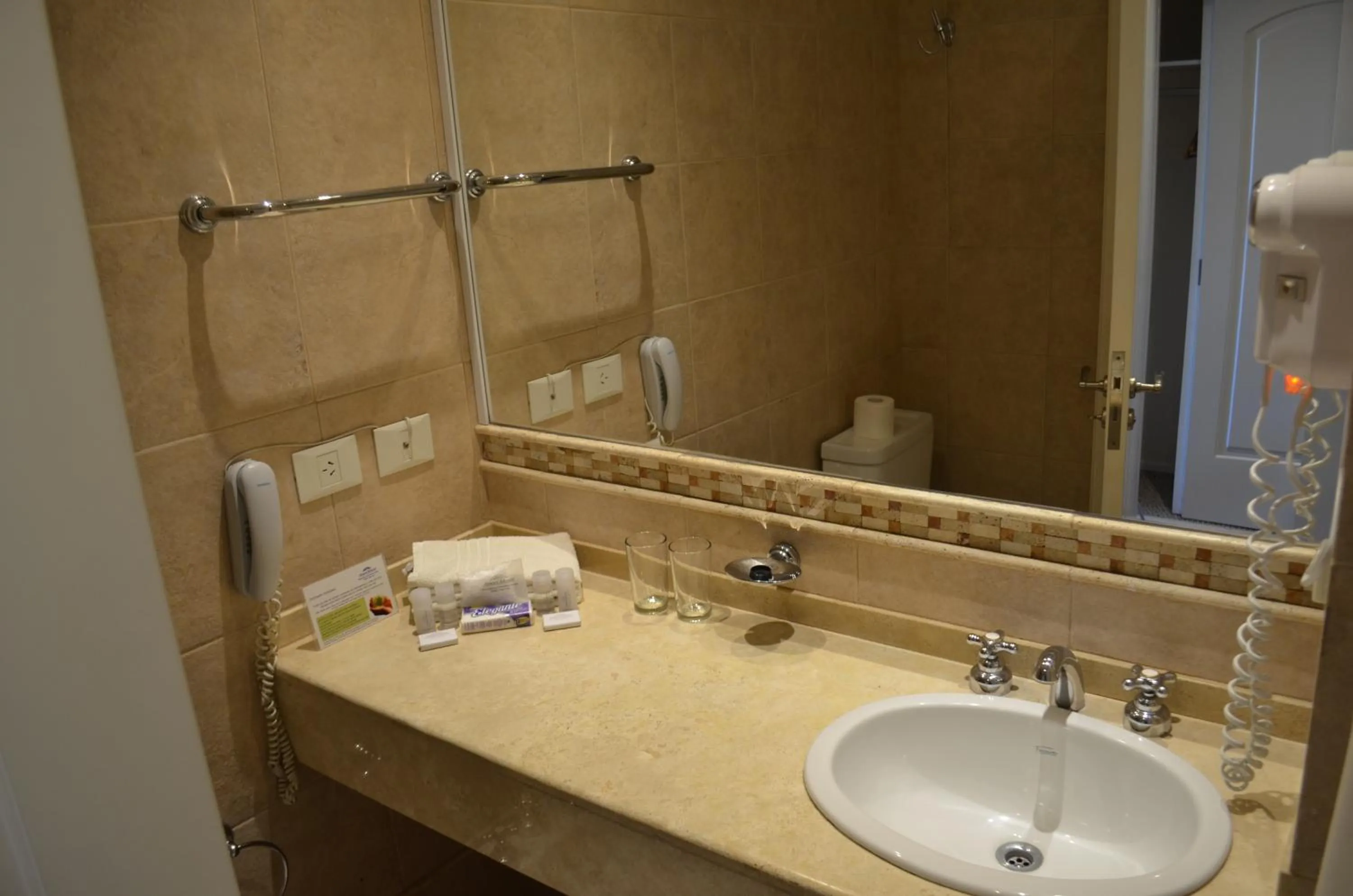 Bathroom in Howard Johnson Resort Spa & Convention Center