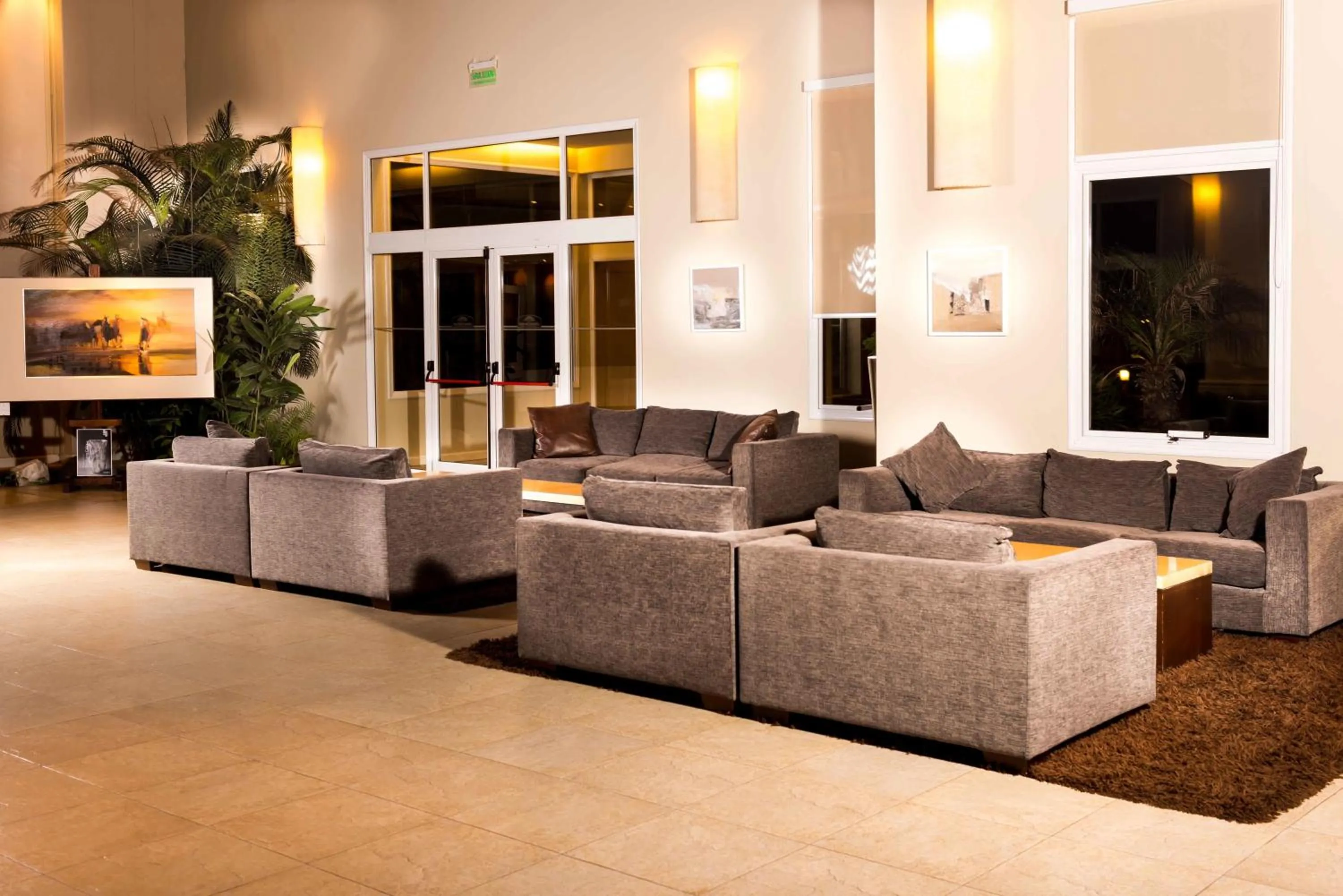 Living room in Howard Johnson Resort Spa & Convention Center