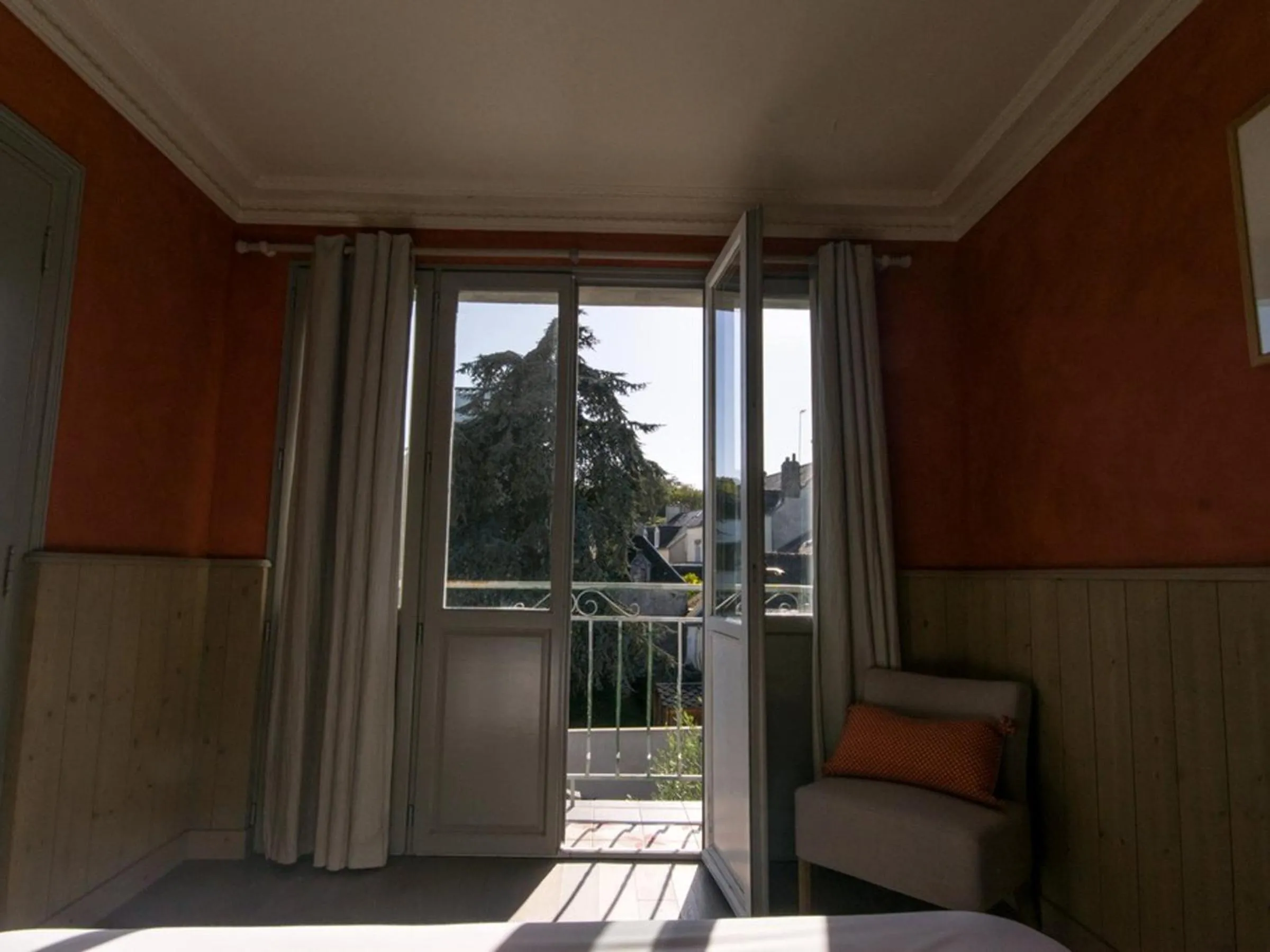Bed in Maison calme avec jardin au centre de Le Palais, proche plage - FR-1-418-77