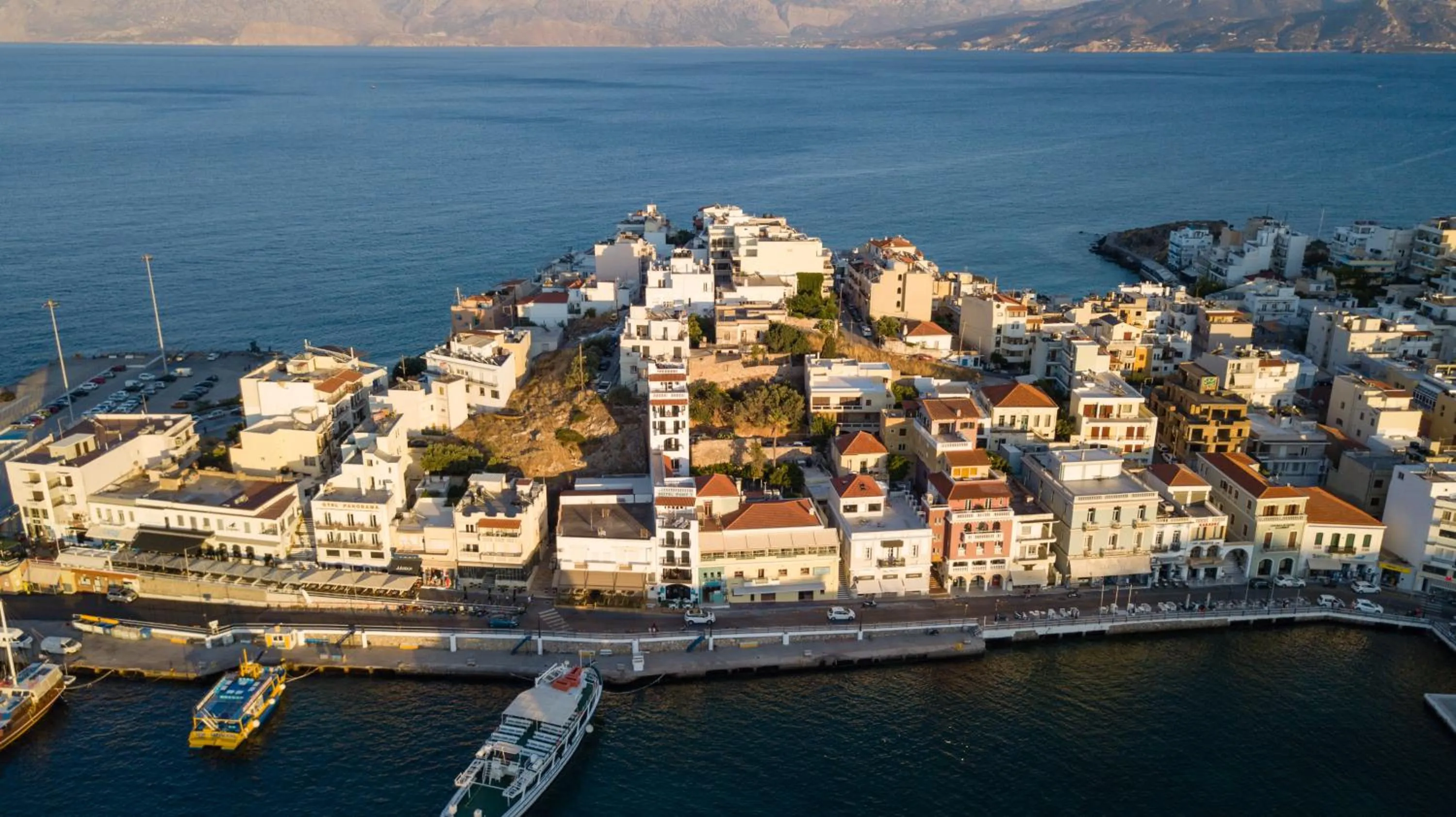 Bird's eye view in Hotel Port 7- Boutique Collection