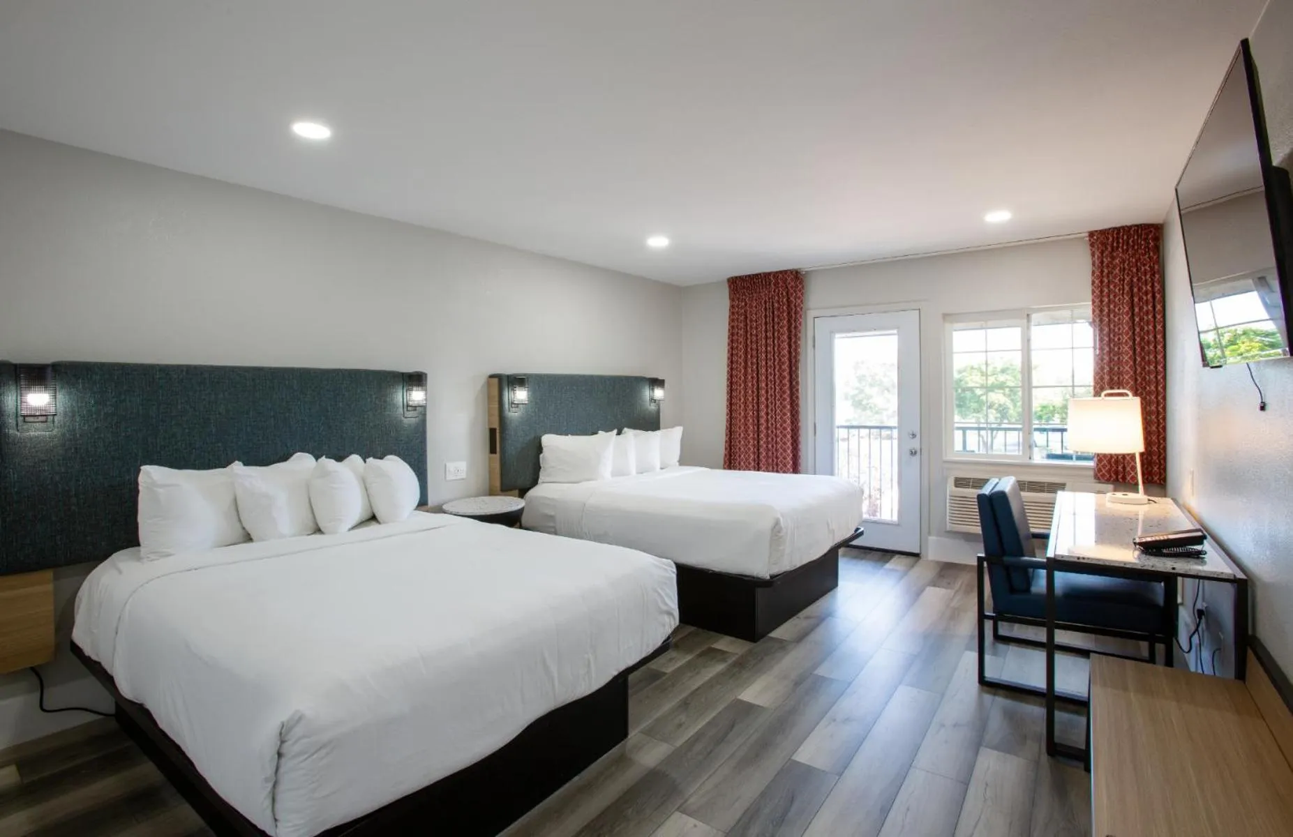 Courtyard Queen Room with Two Queen Beds in Hotel Elev8 Flagstaff, Trademark Collection by Wyndham