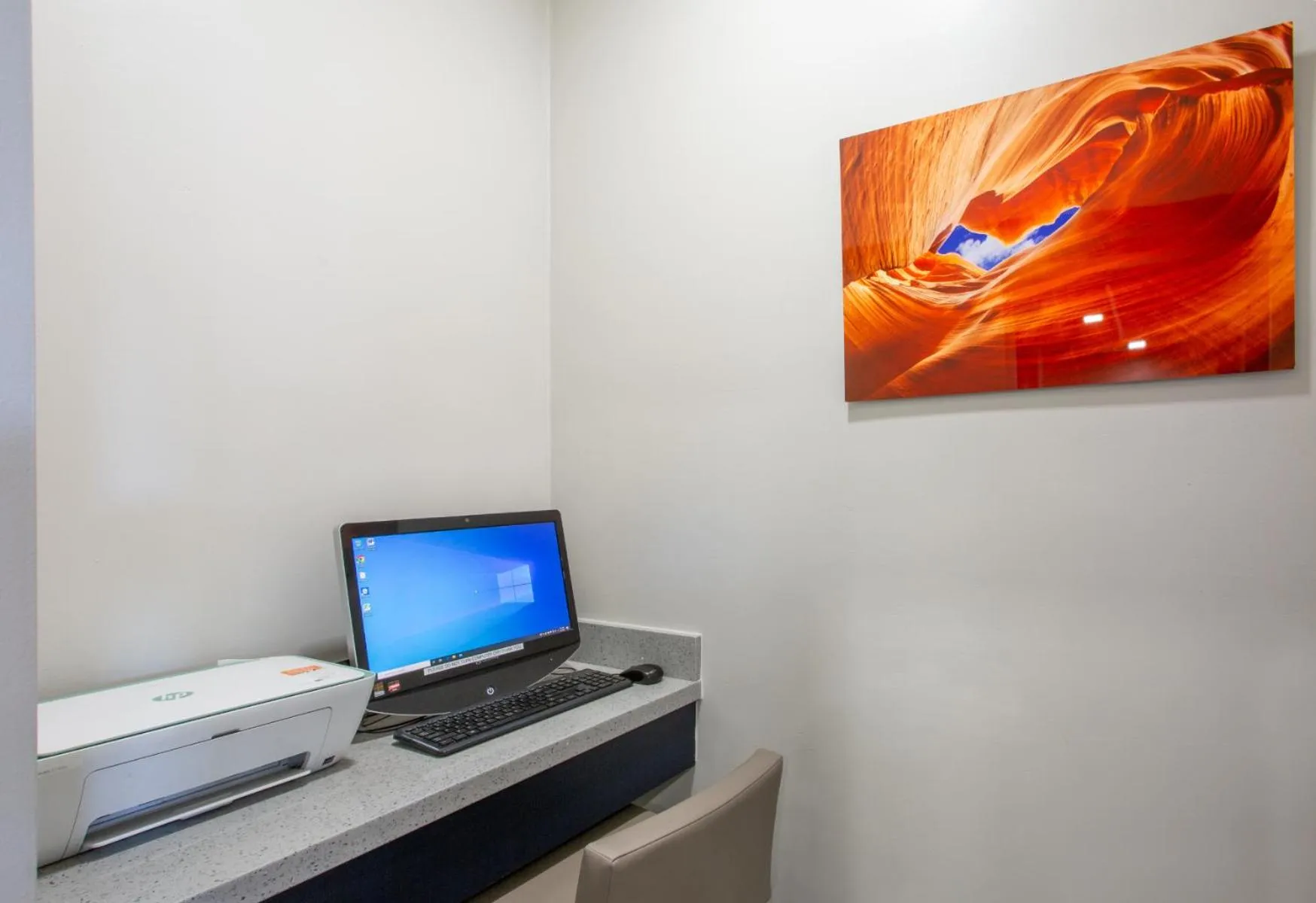 Business facilities in Hotel Elev8 Flagstaff, Trademark Collection by Wyndham