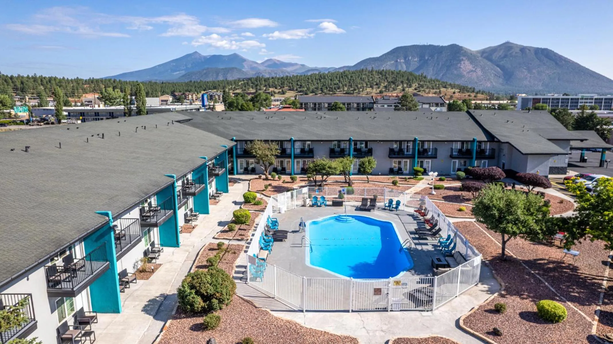 Property building in Hotel Elev8 Flagstaff, Trademark Collection by Wyndham