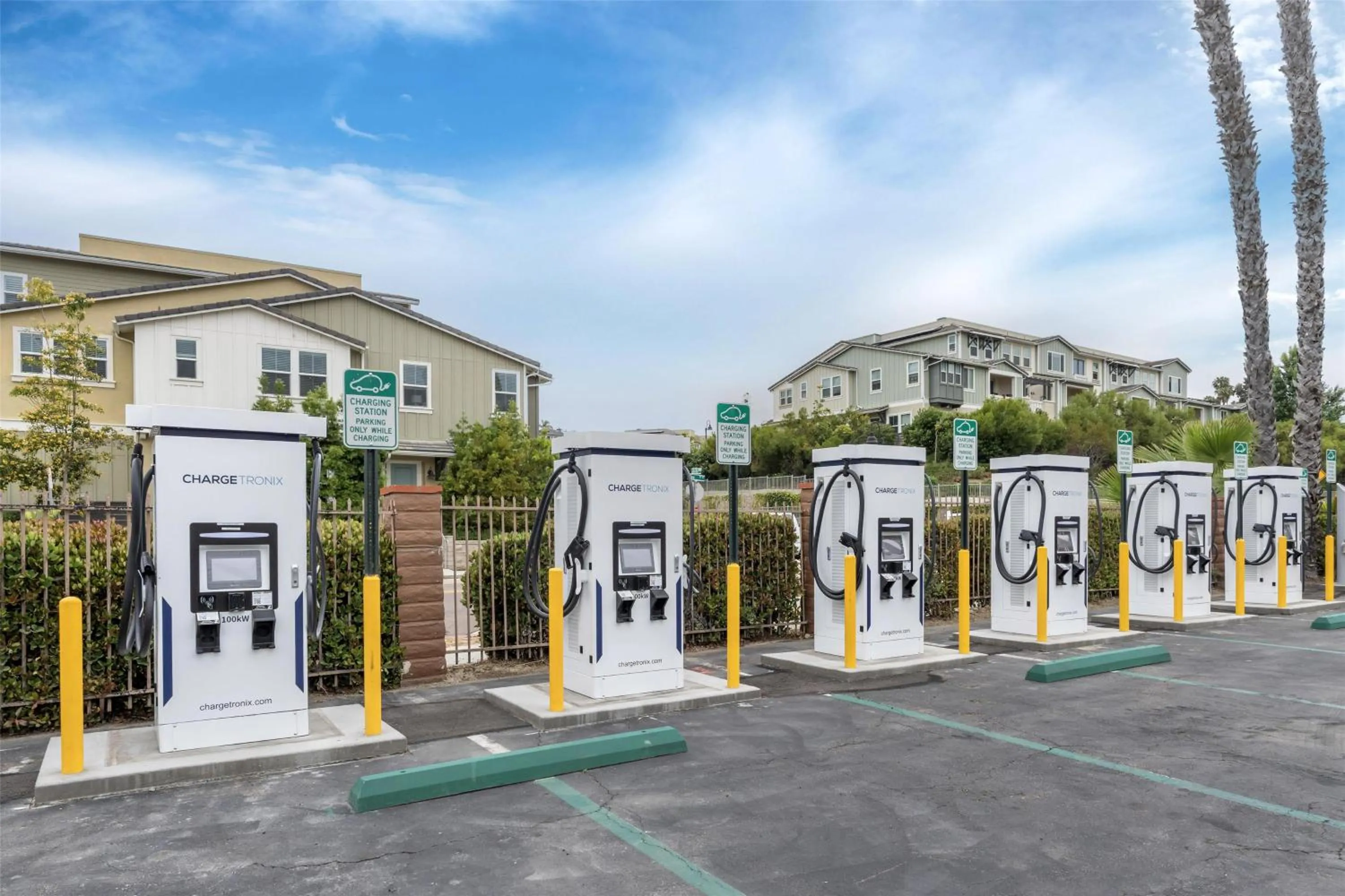 Property building in Best Western Oceanside Inn