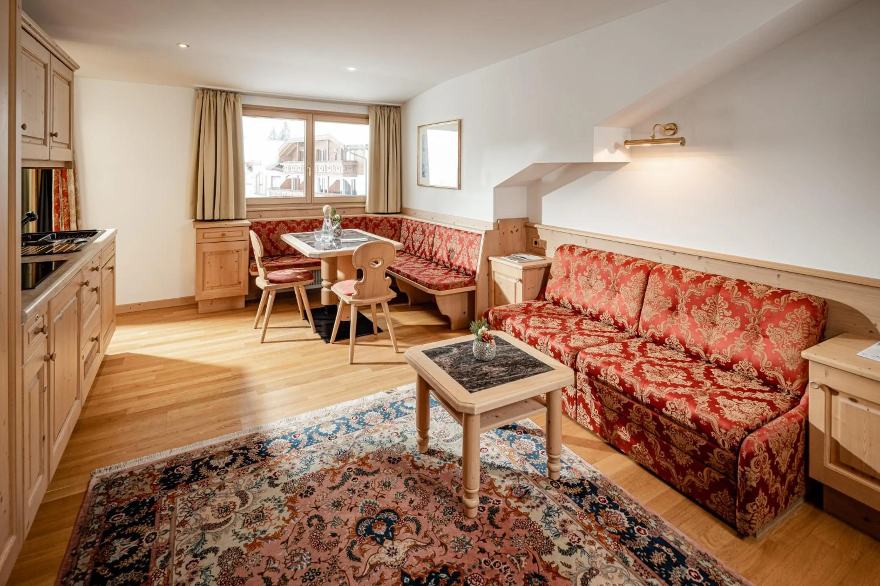 Kitchen or kitchenette in Romantik & Family Hotel Gardenia***S