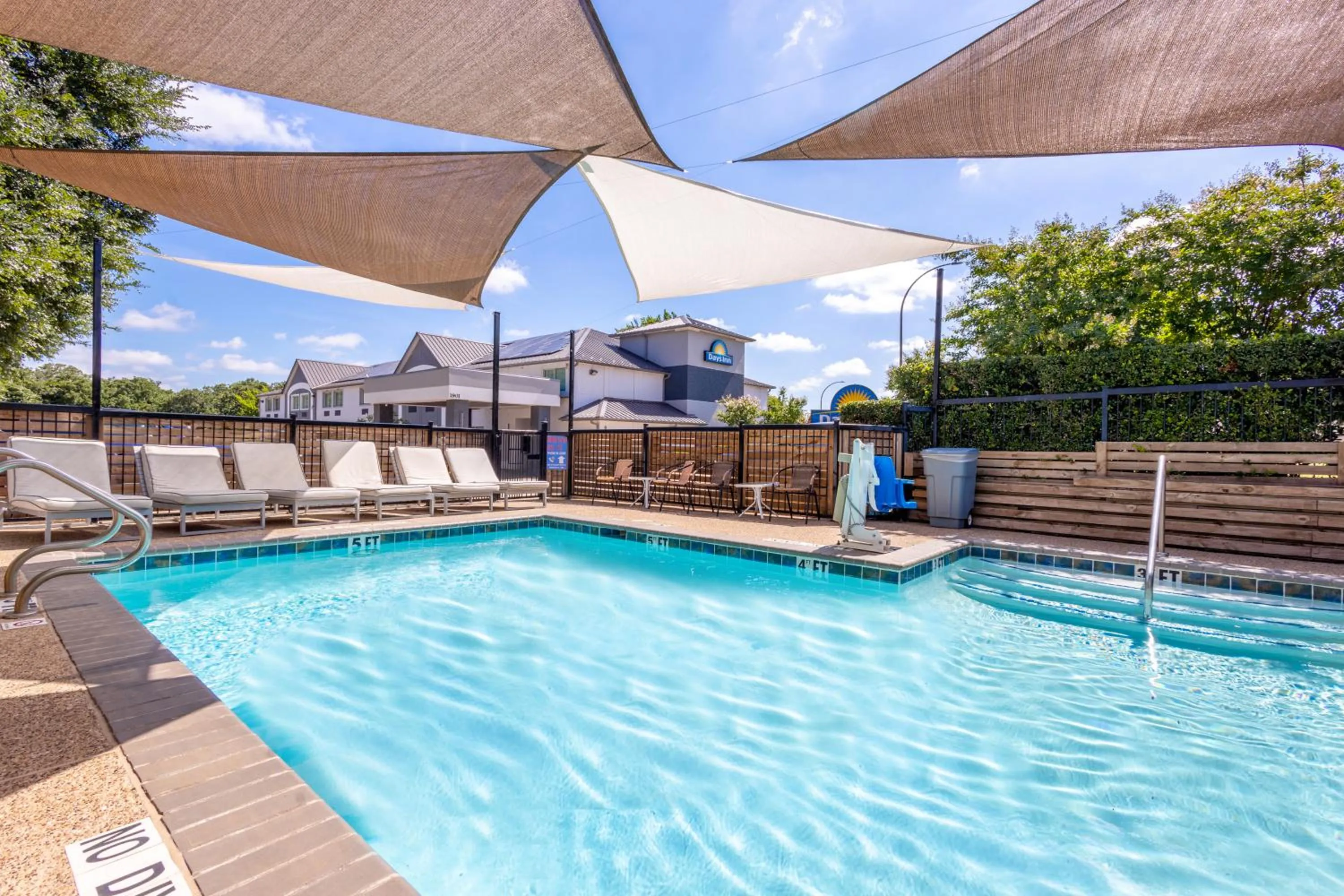 Pool view in Days Inn by Wyndham Arlington