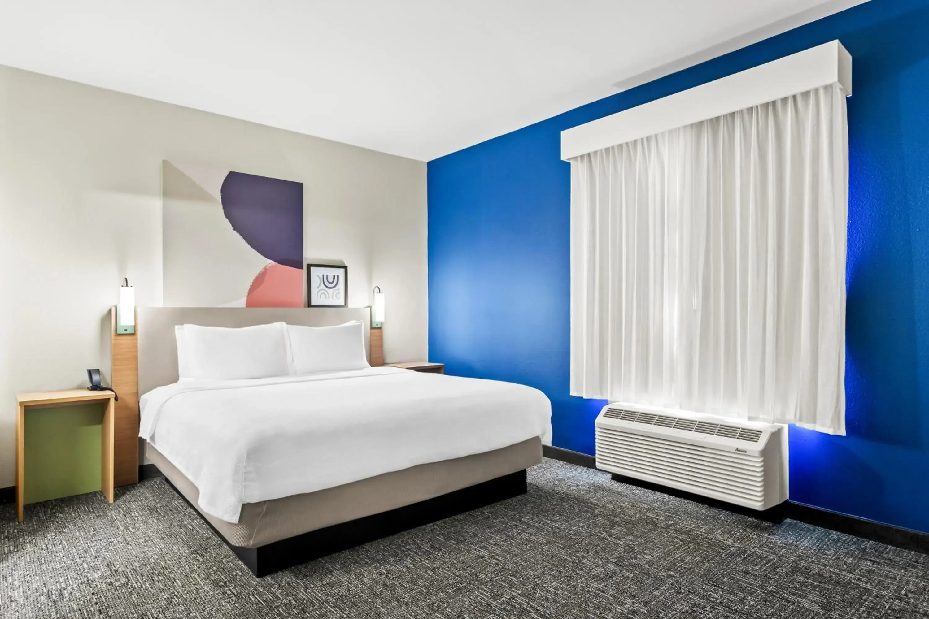 King Suite in Spark by Hilton Kingsland King Suite in Spark by Hilton Kingsland