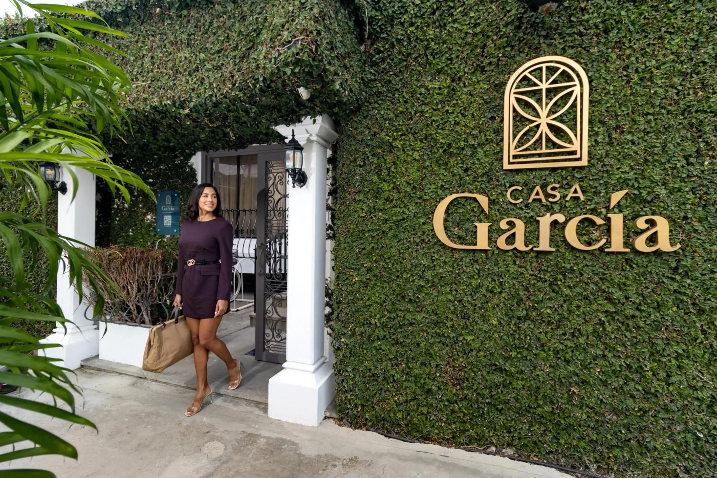 Facade/entrance in Casa García