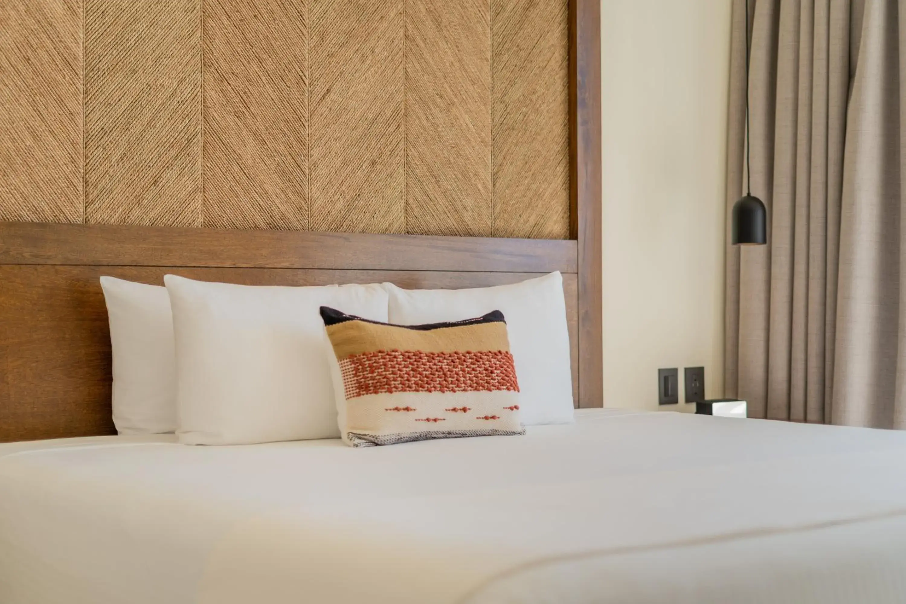 King Room with Side Sea View - Non-Smoking in Hotel Indigo La Paz Puerta Cortes by IHG King Room with Side Sea View - Non-Smoking in Hotel Indigo La Paz Puerta Cortes by IHG