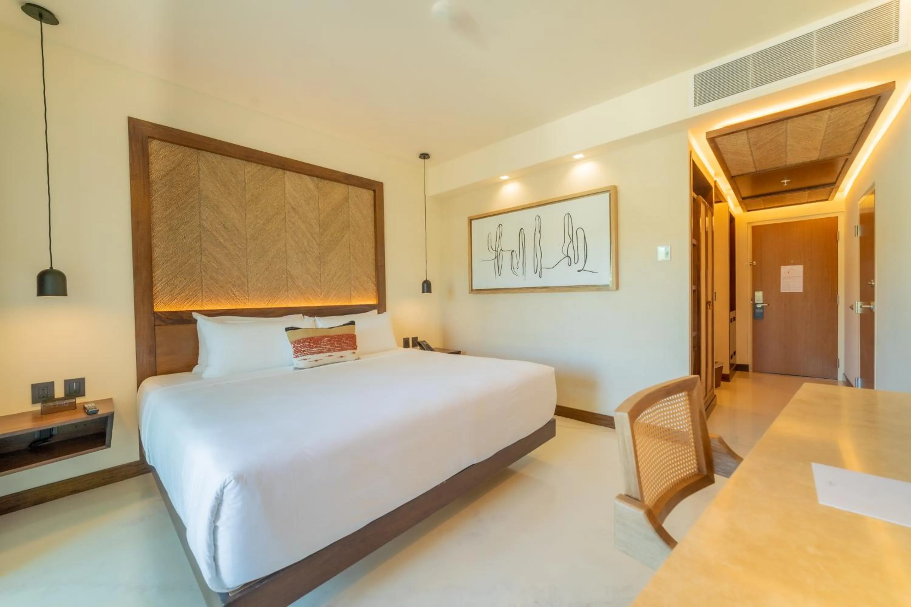 Bedroom, Bed in Hotel Indigo La Paz Puerta Cortes by IHG