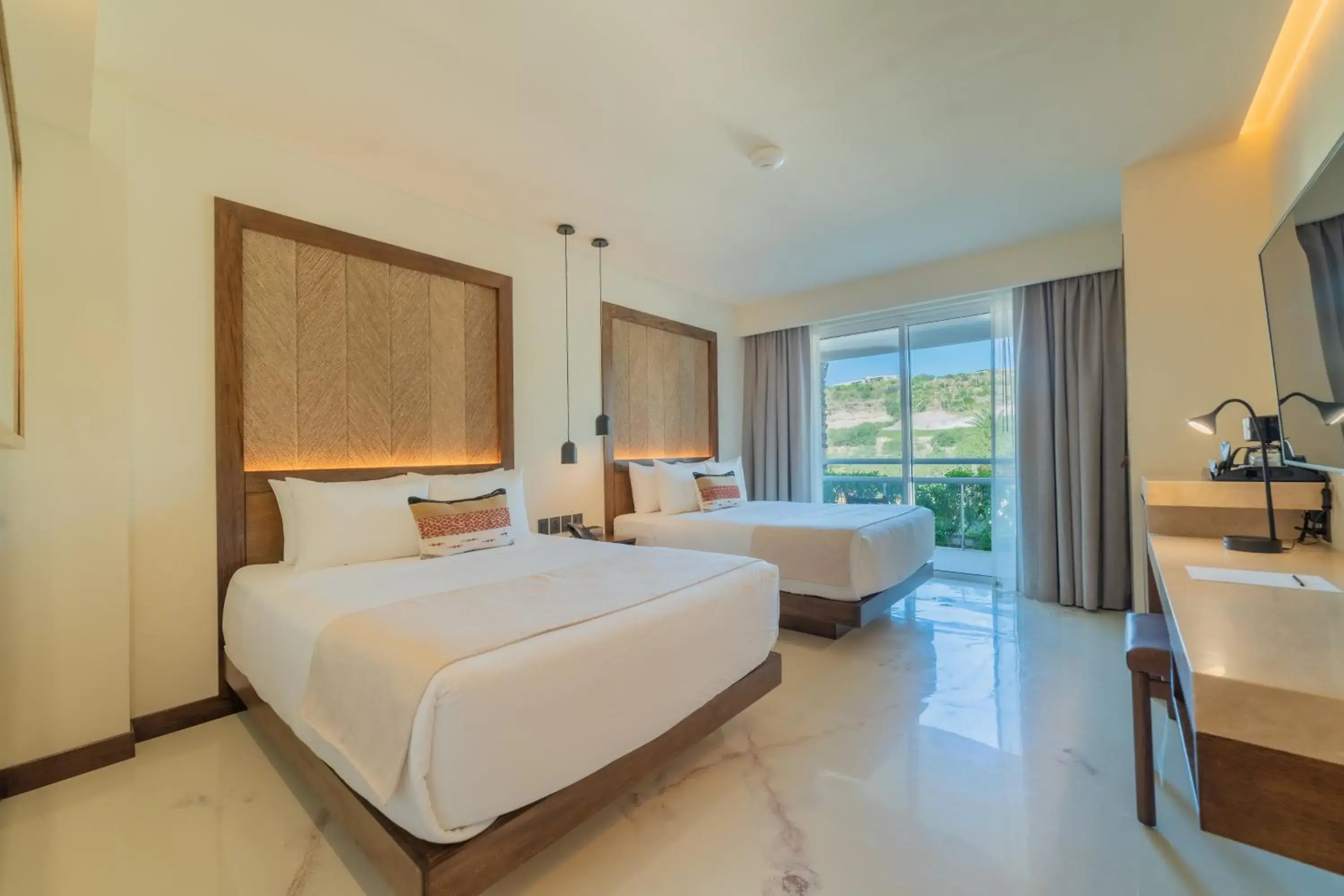 Standard Queen Room with Garden View in Hotel Indigo La Paz Puerta Cortes by IHG Standard Queen Room with Garden View in Hotel Indigo La Paz Puerta Cortes by IHG