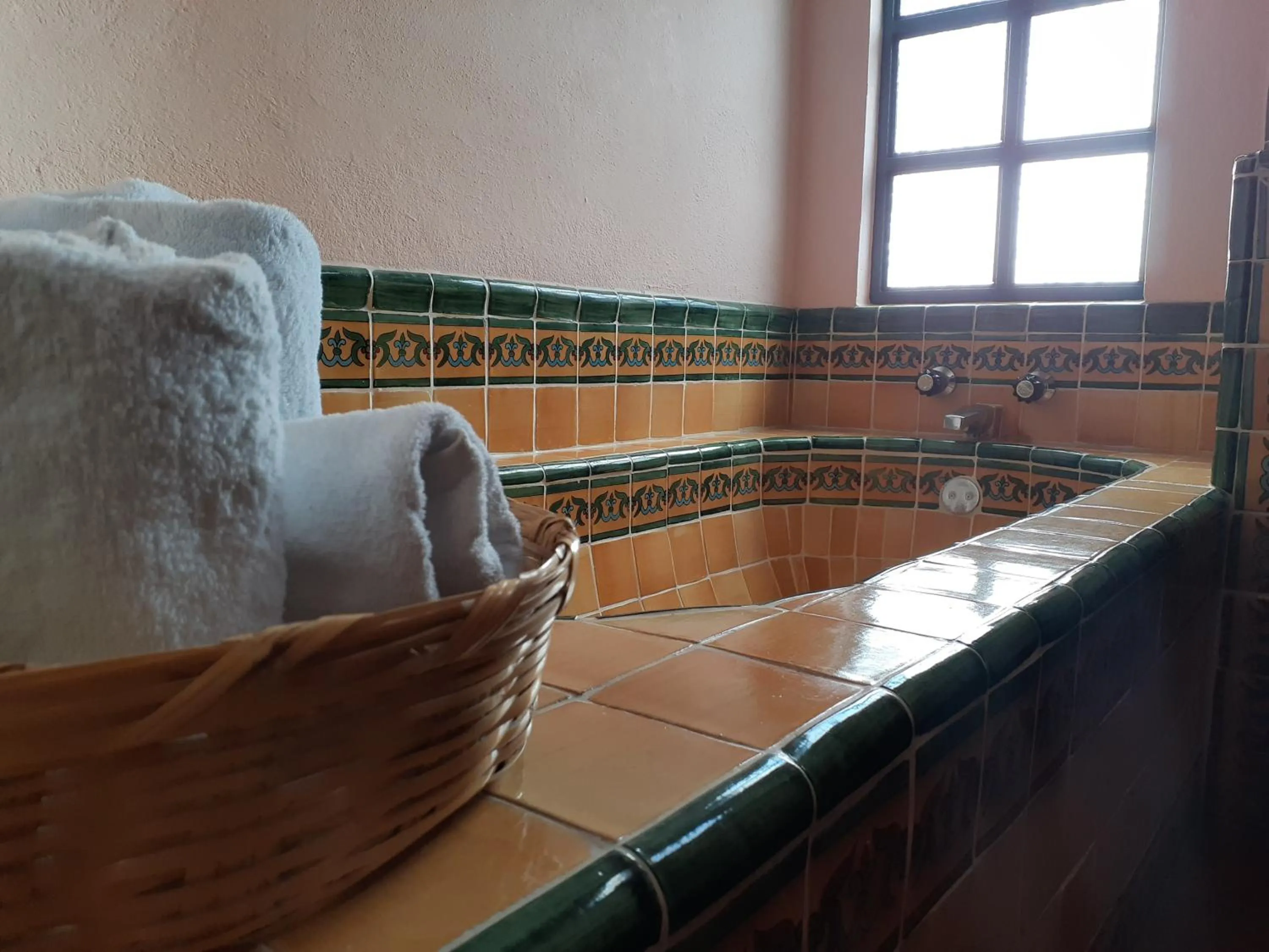 Shower in Casa Frida B&B