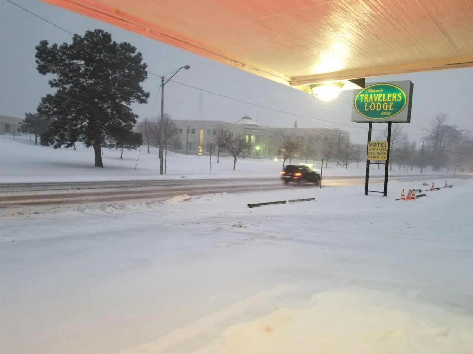 River Inn by Niagara Falls