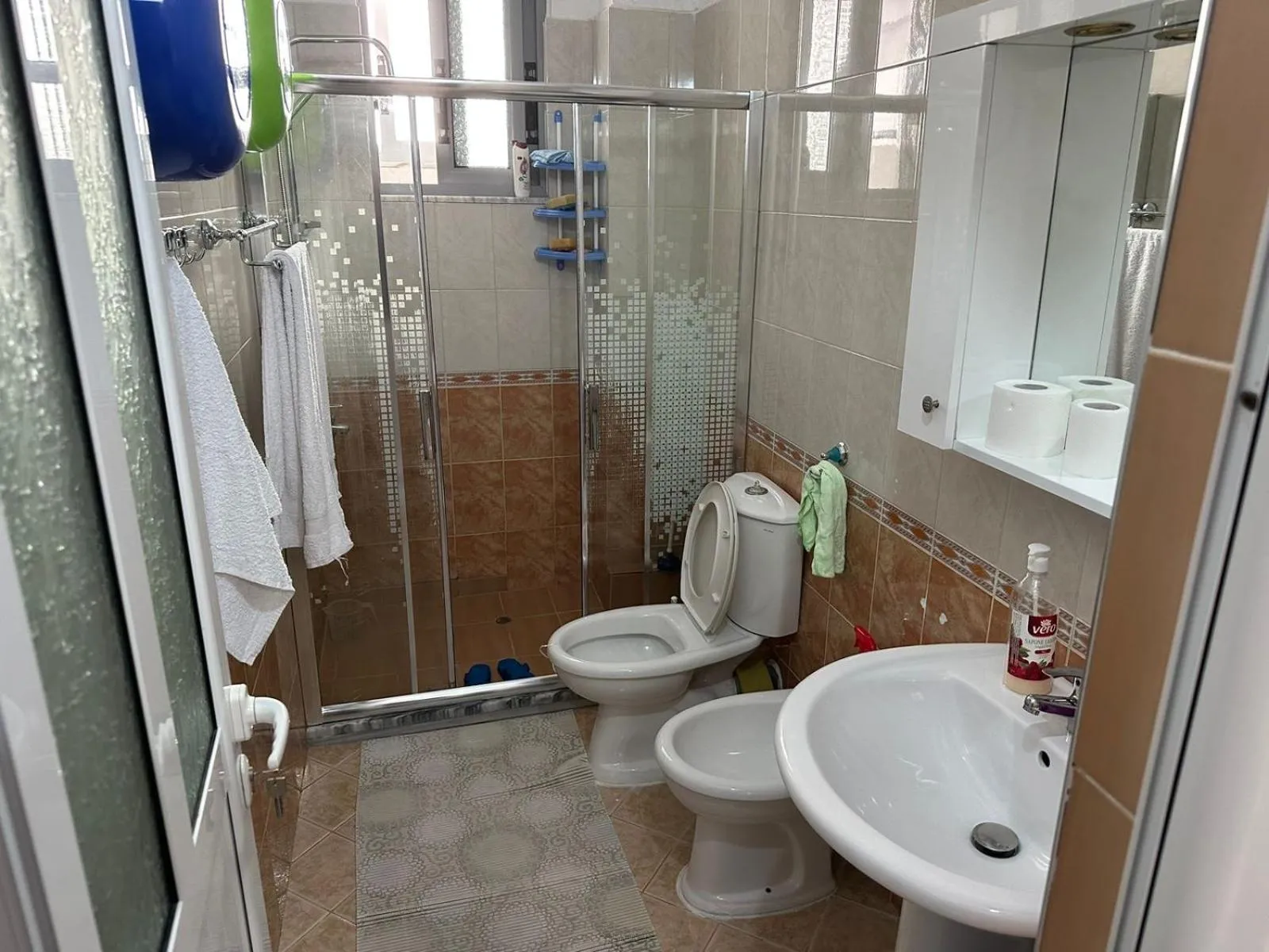 Shower in Taulant