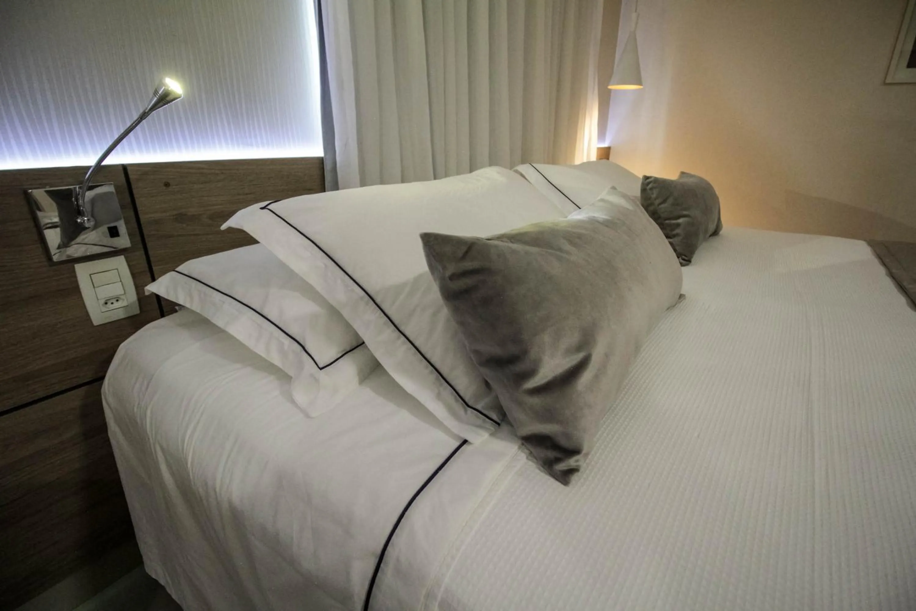 Bedroom, Bed in Oscar Hotel Executive