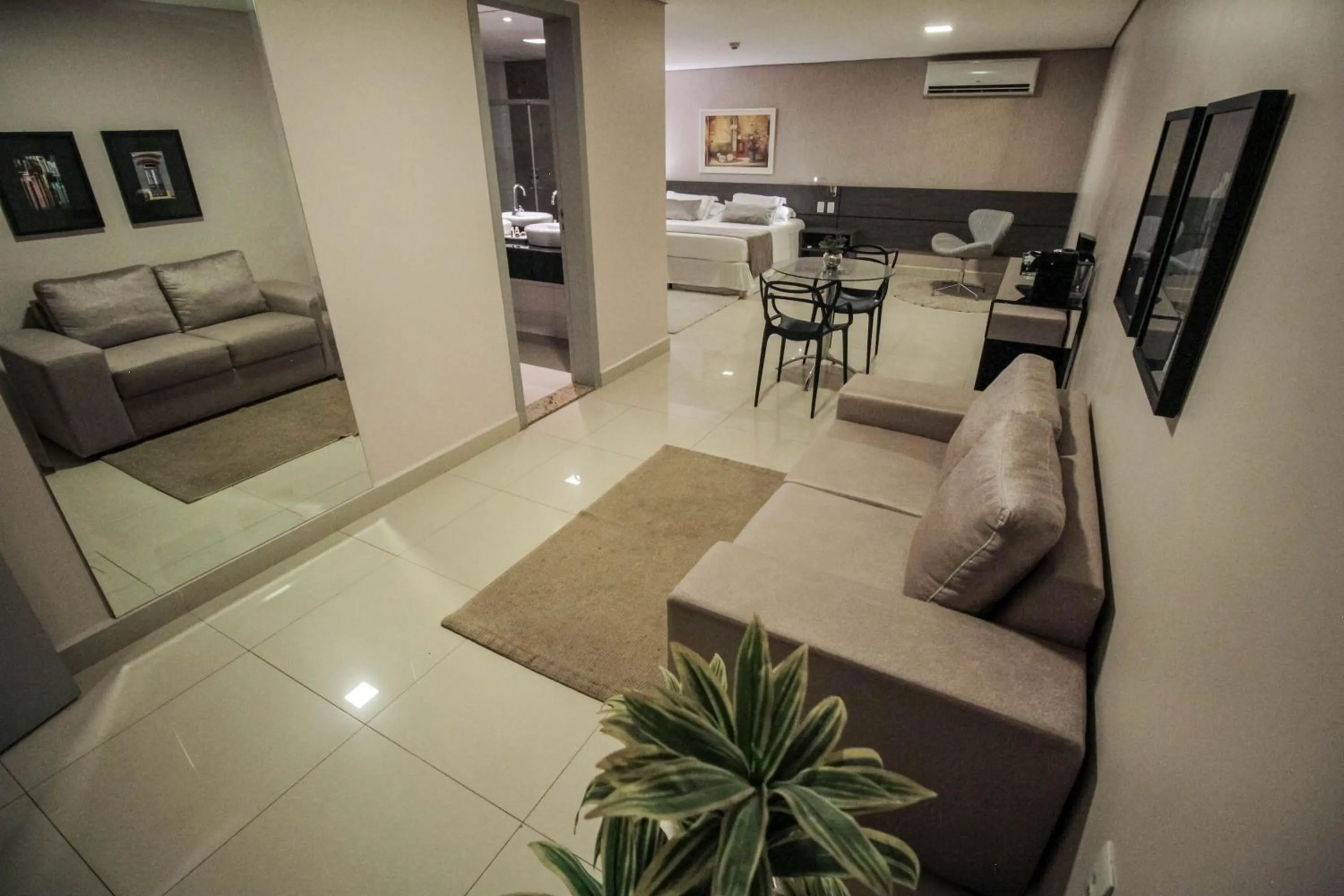 Living room in Oscar Hotel Executive