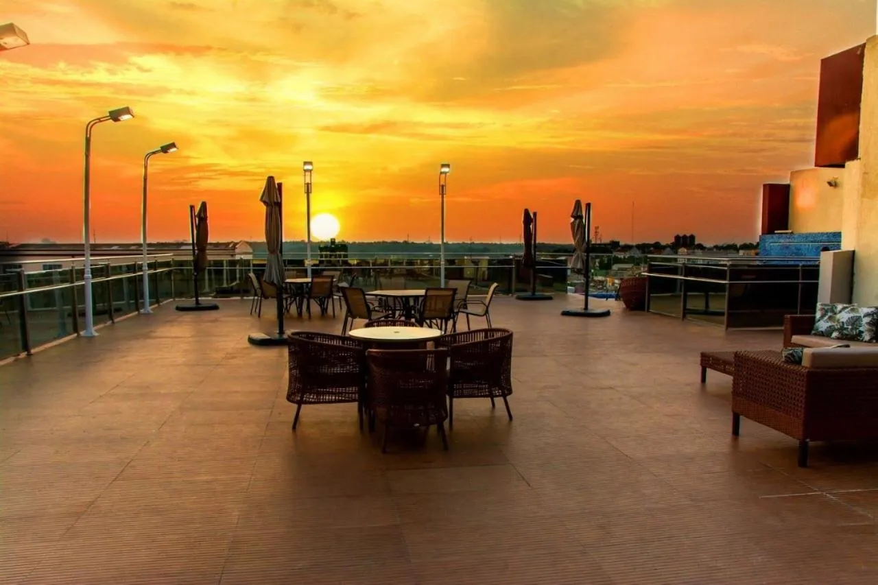 Balcony/Terrace in Oscar Hotel Executive