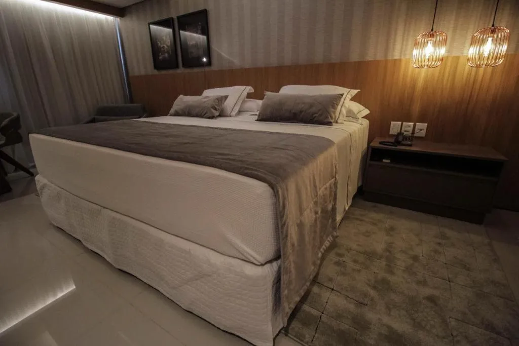 Photo of the whole room, Bed in Oscar Hotel Executive