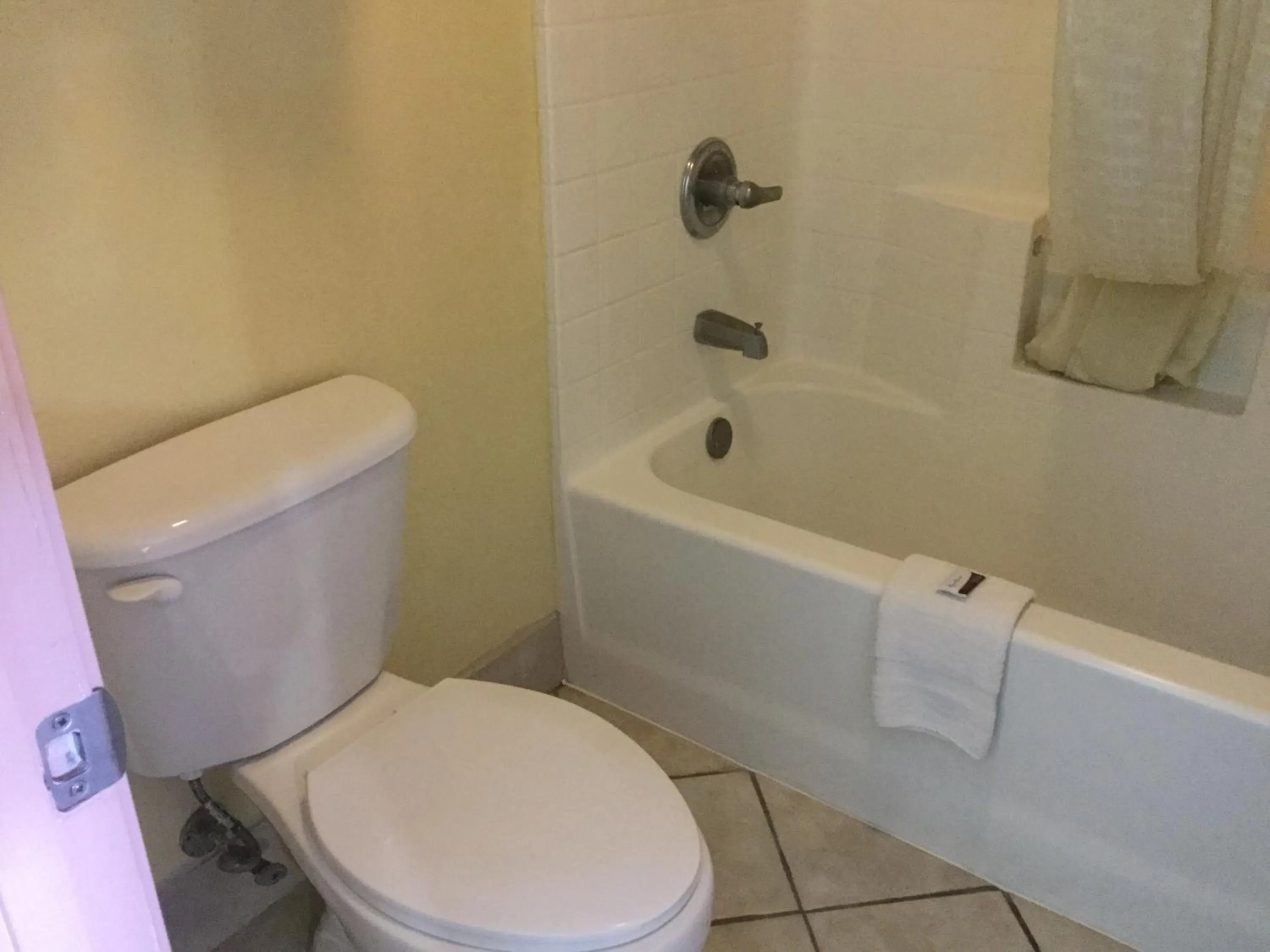 Luxury Inn and Suites Seaworld