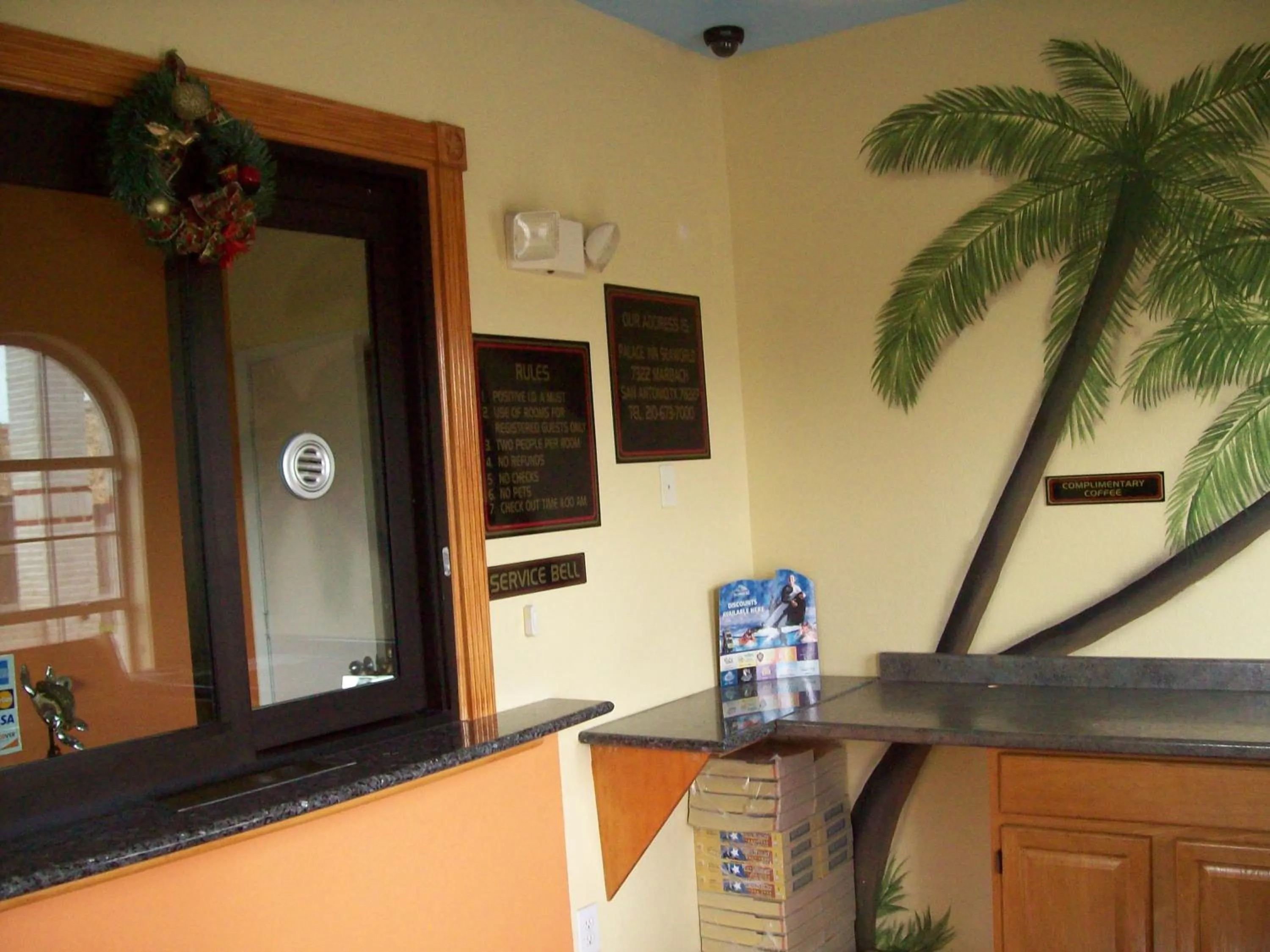 Decorative detail in Luxury Inn and Suites Seaworld