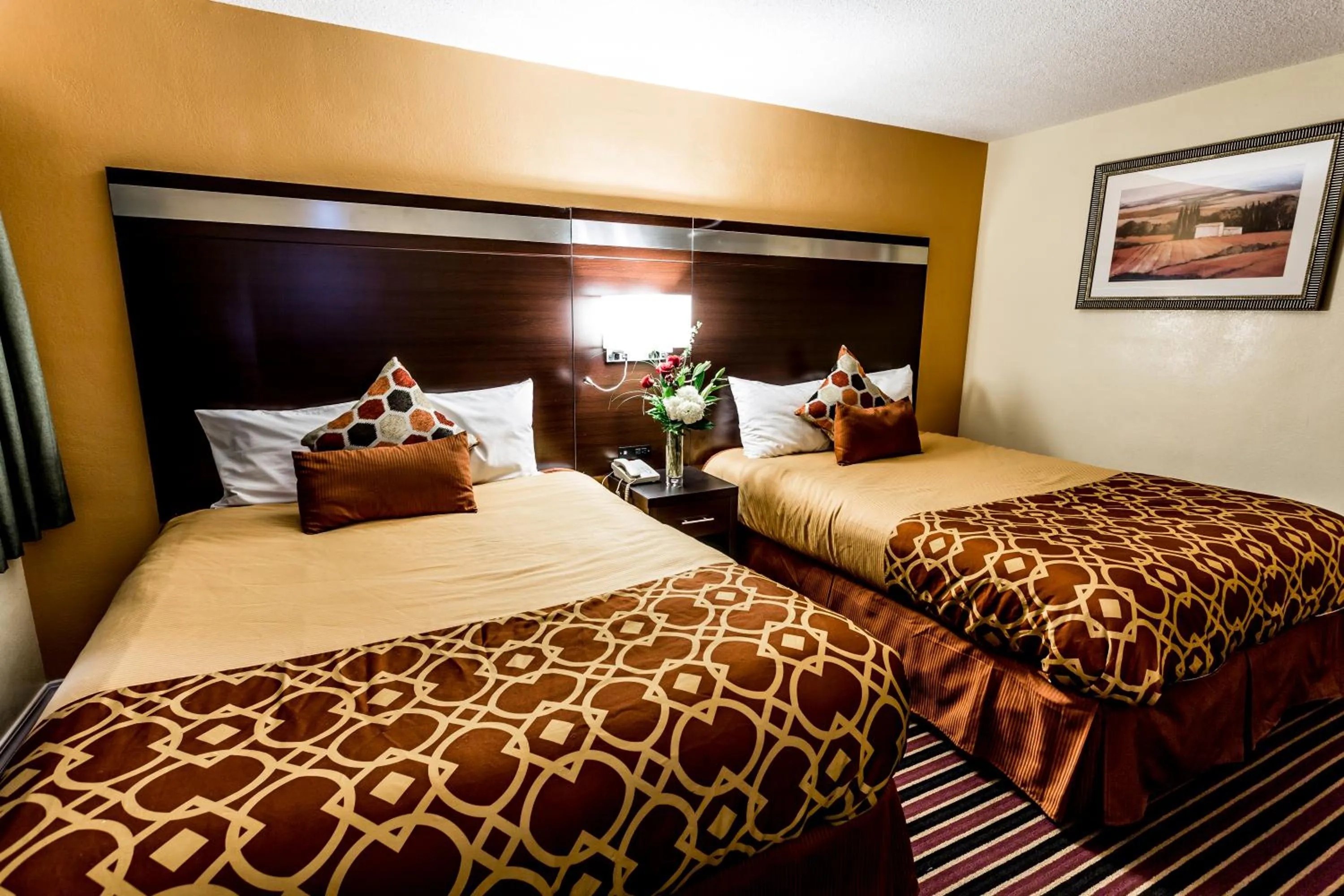 Photo of the whole room, Bed in Budget Inn of America