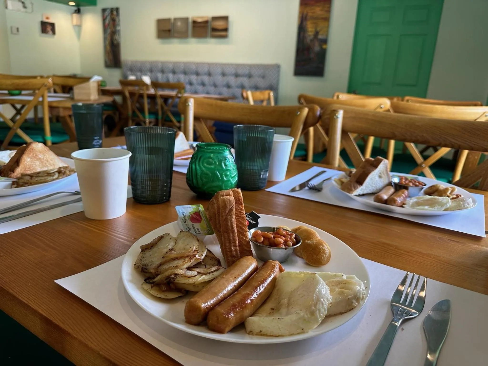 Restaurant/places to eat in Auberge Pique Nique