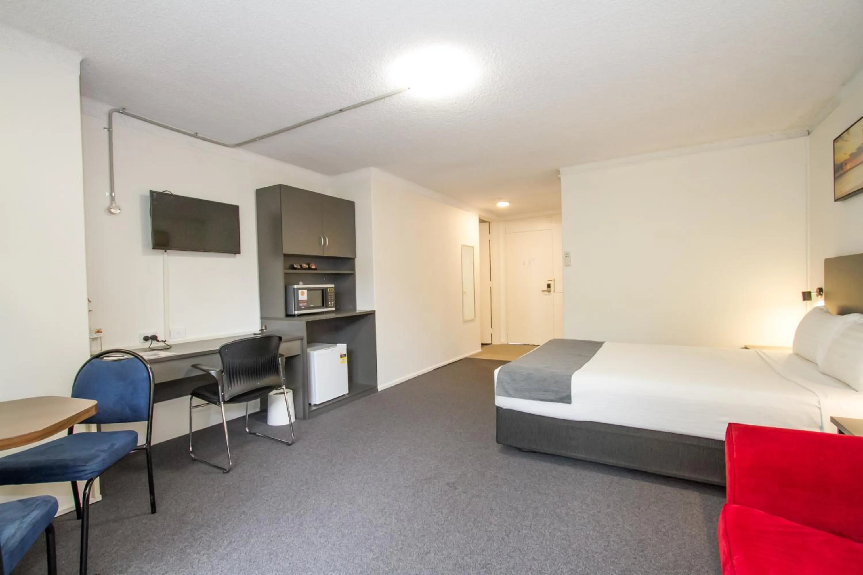 Bed in The Select Inn Gosford