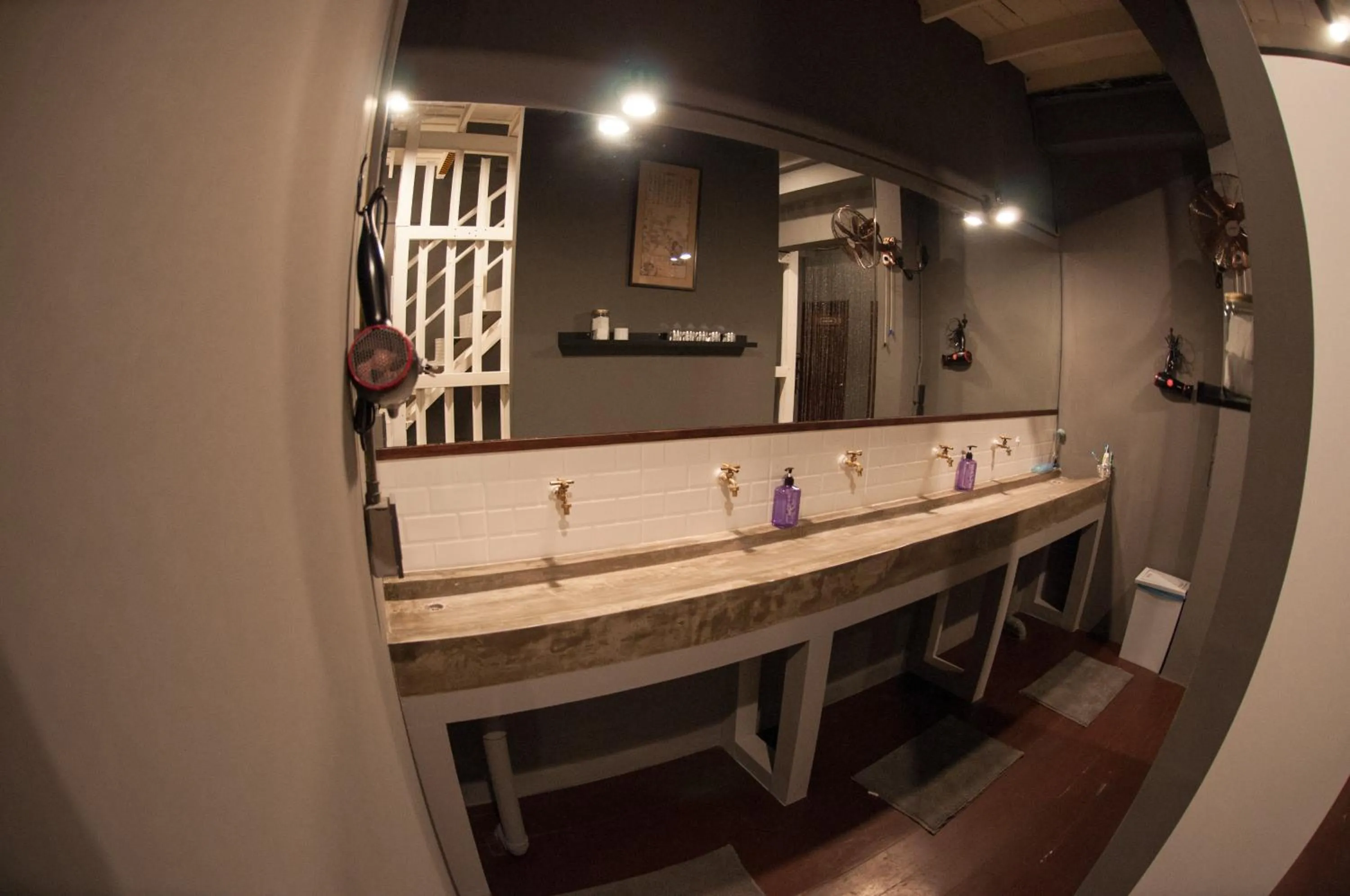 Bathroom in Tian Tian Hostel