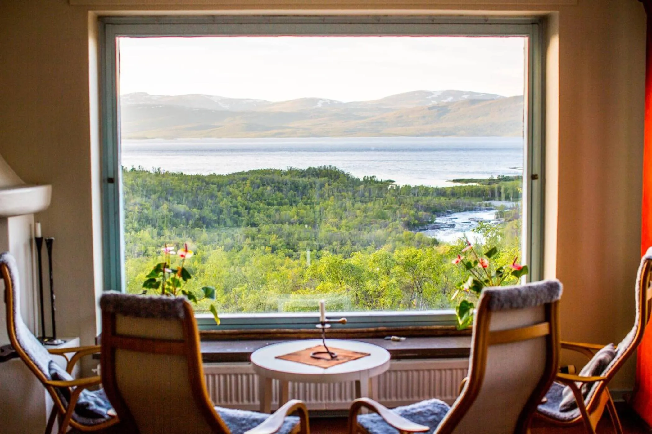 Seating area in STF Abisko Turiststation