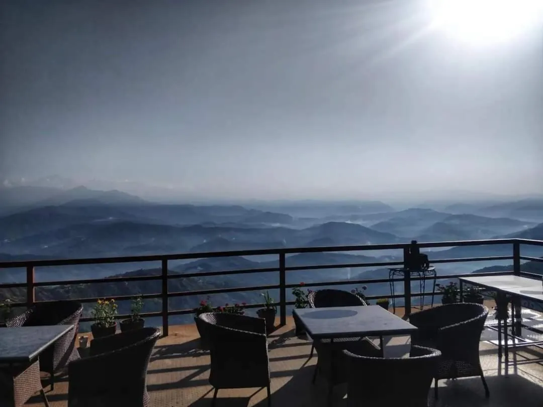 Everest Manla Resort