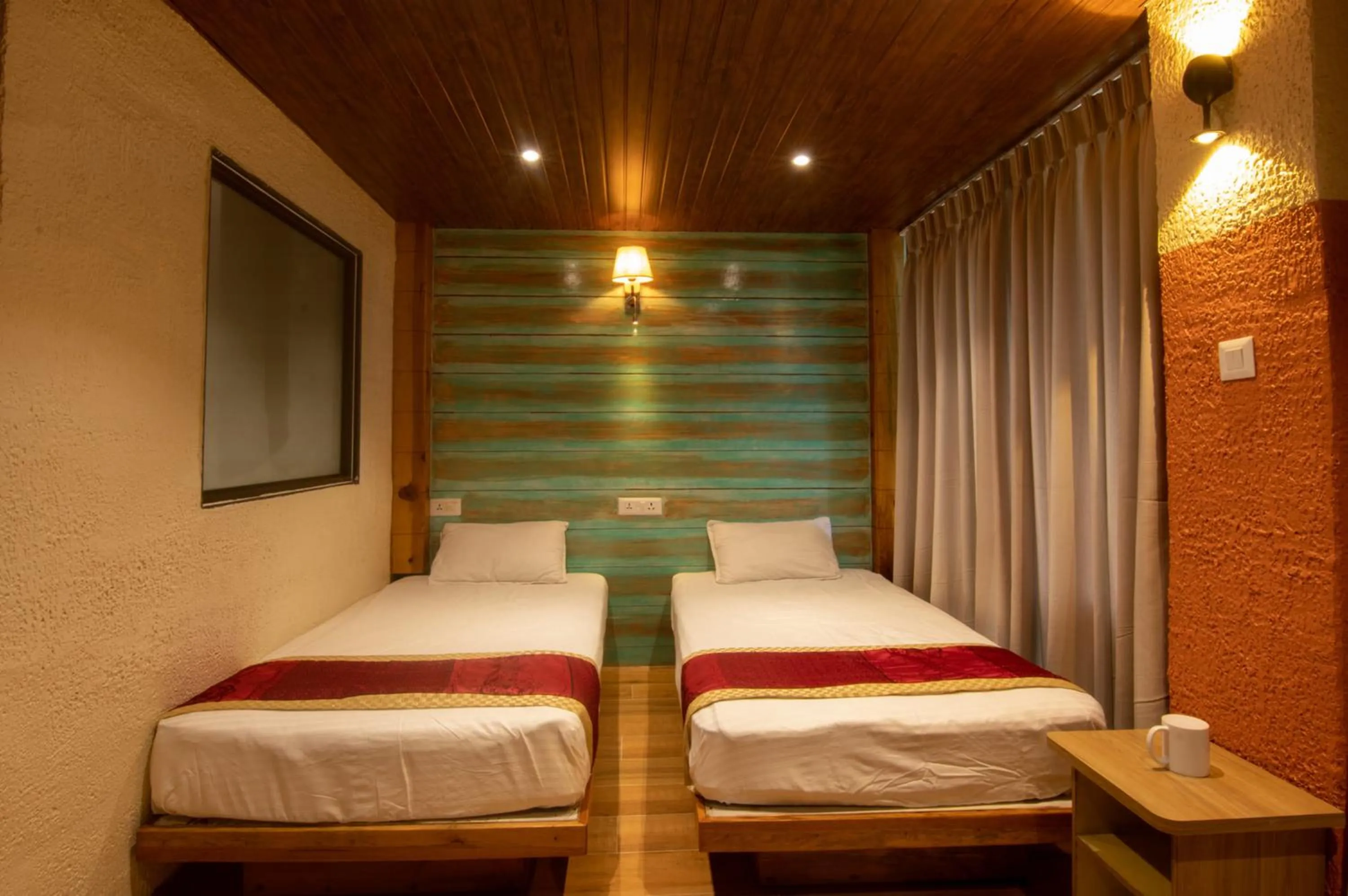 Bed in Everest Manla Resort